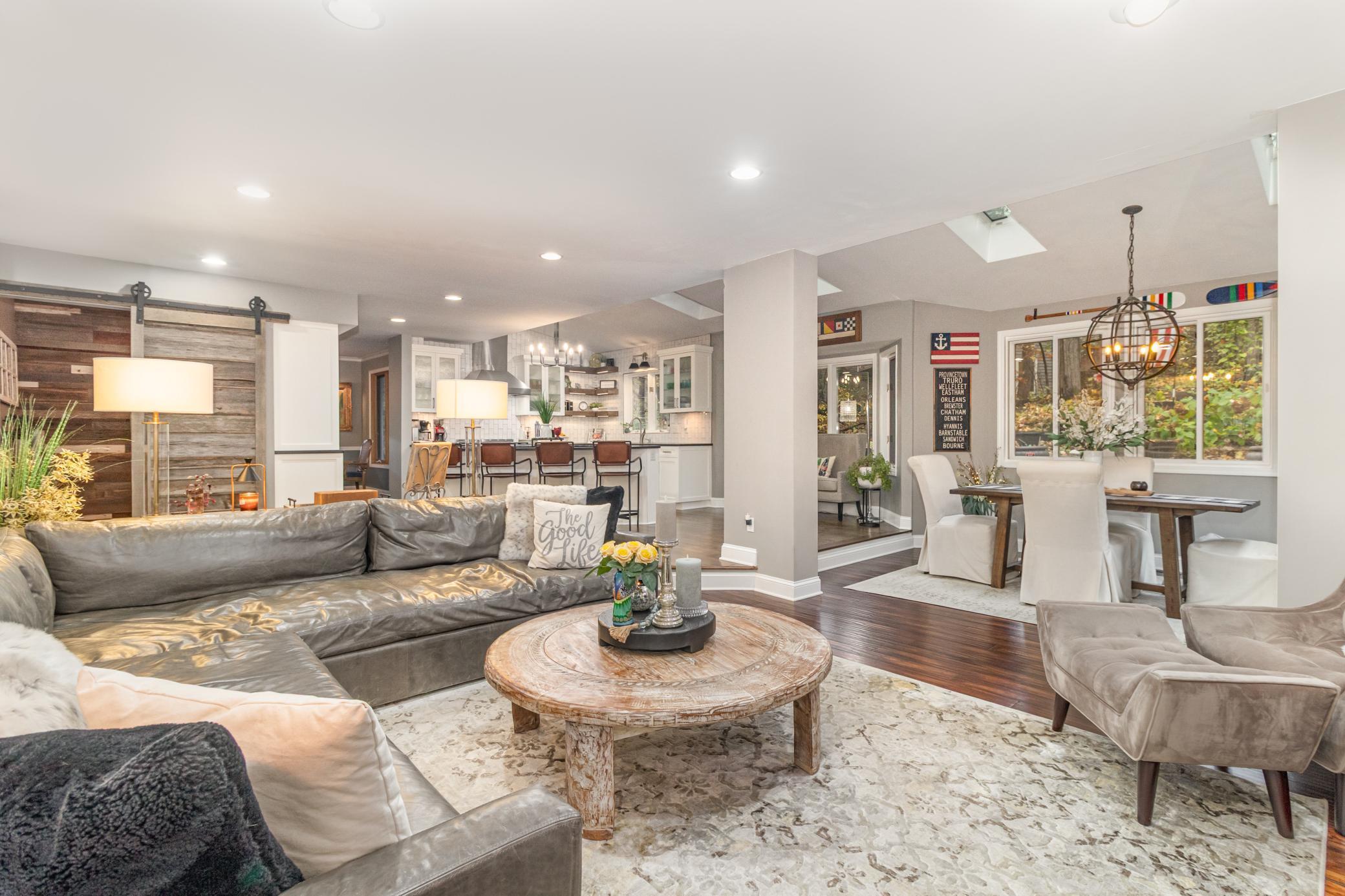 14011 Minnehaha Pl, Minnetonka, MN 55391