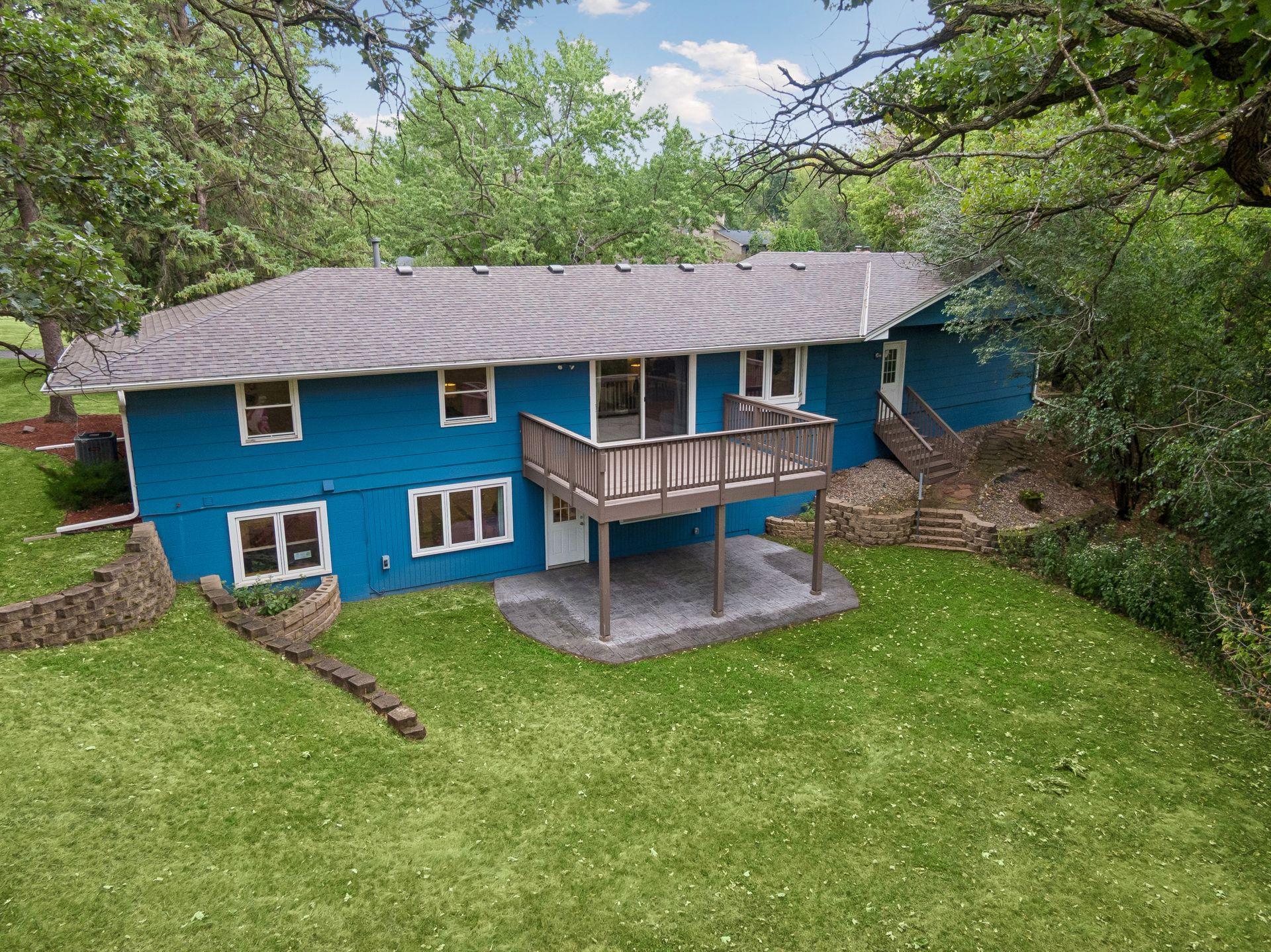 12516 Dominick Cir, Minnetonka, MN 55343