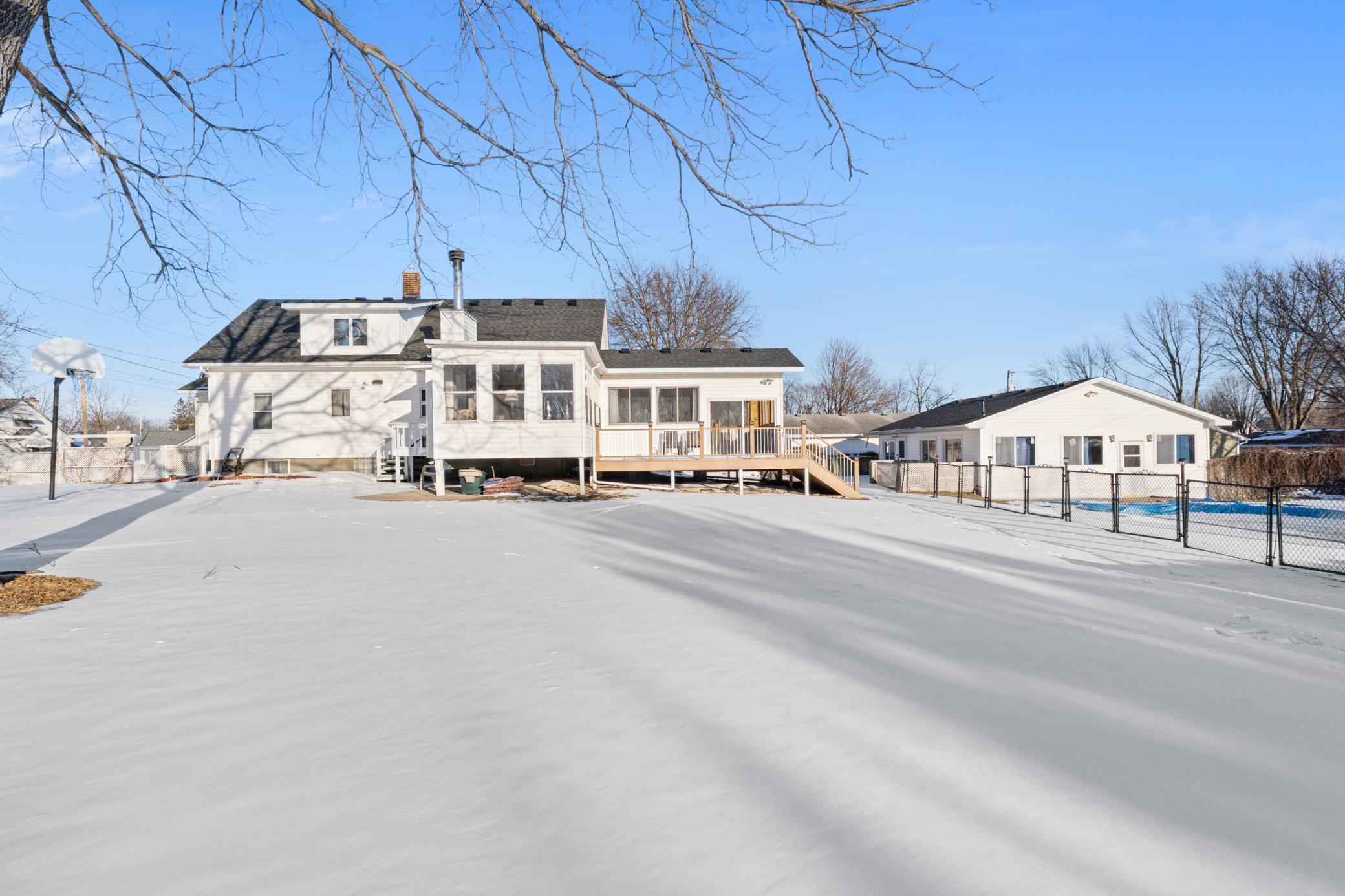508 Oak Ave SW, Montgomery, MN 56069