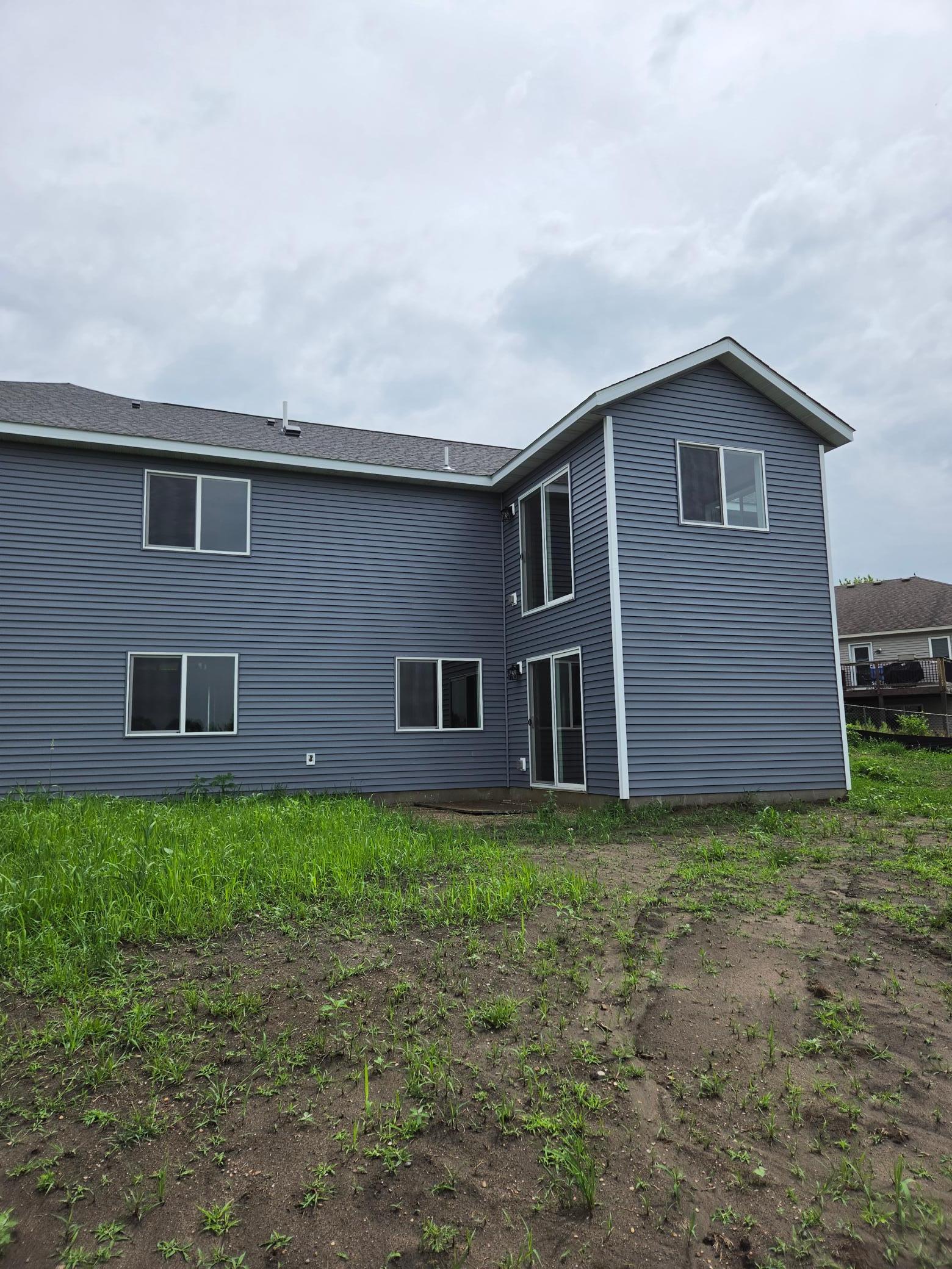 216 Fischer Ct NW, Montgomery, MN 56069