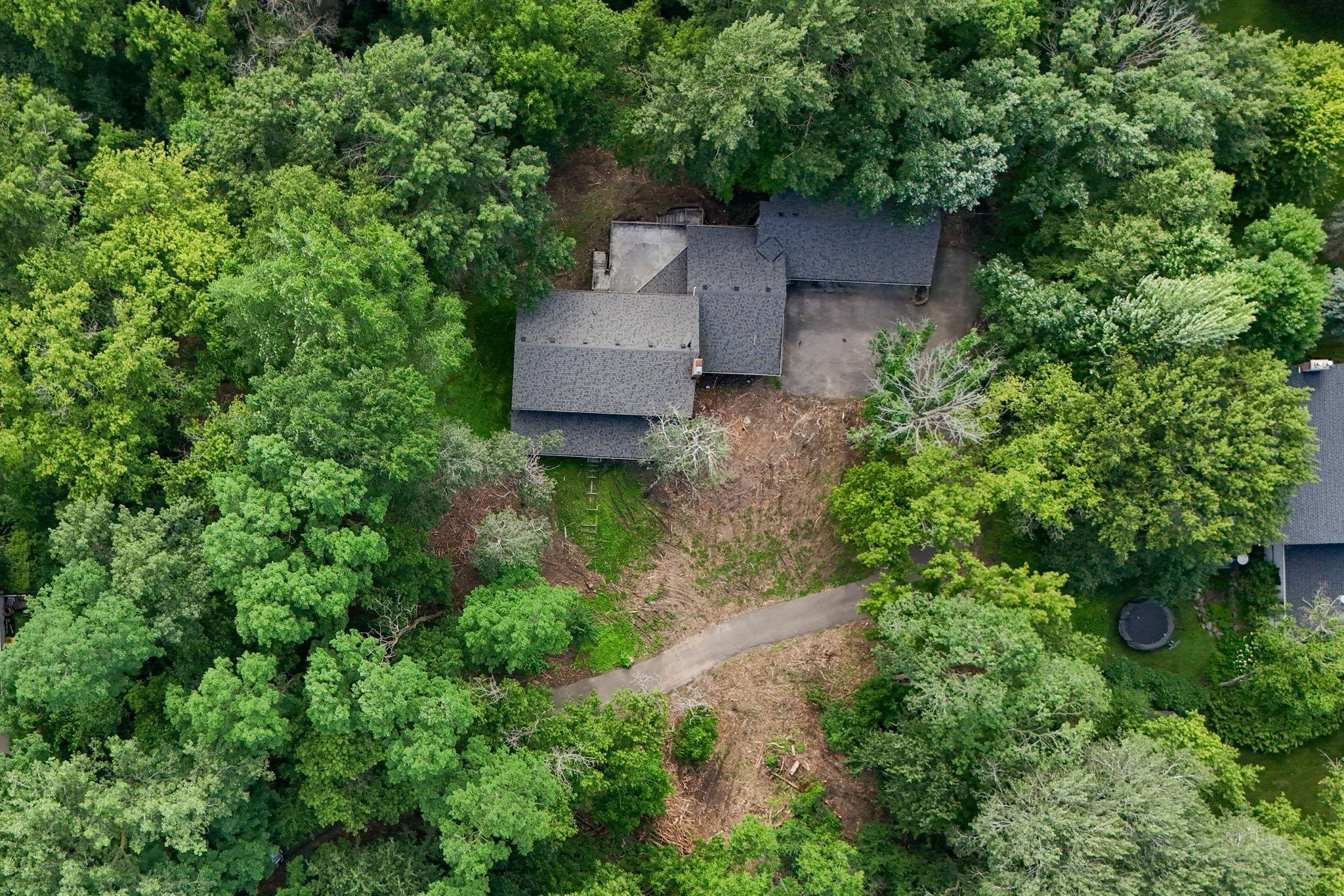 15432 Highwood Dr, Minnetonka, MN 55345