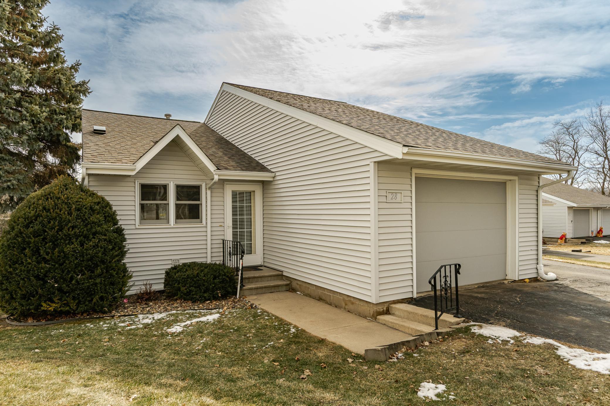 28 Mill House Ln SW, Chatfield, MN 55923