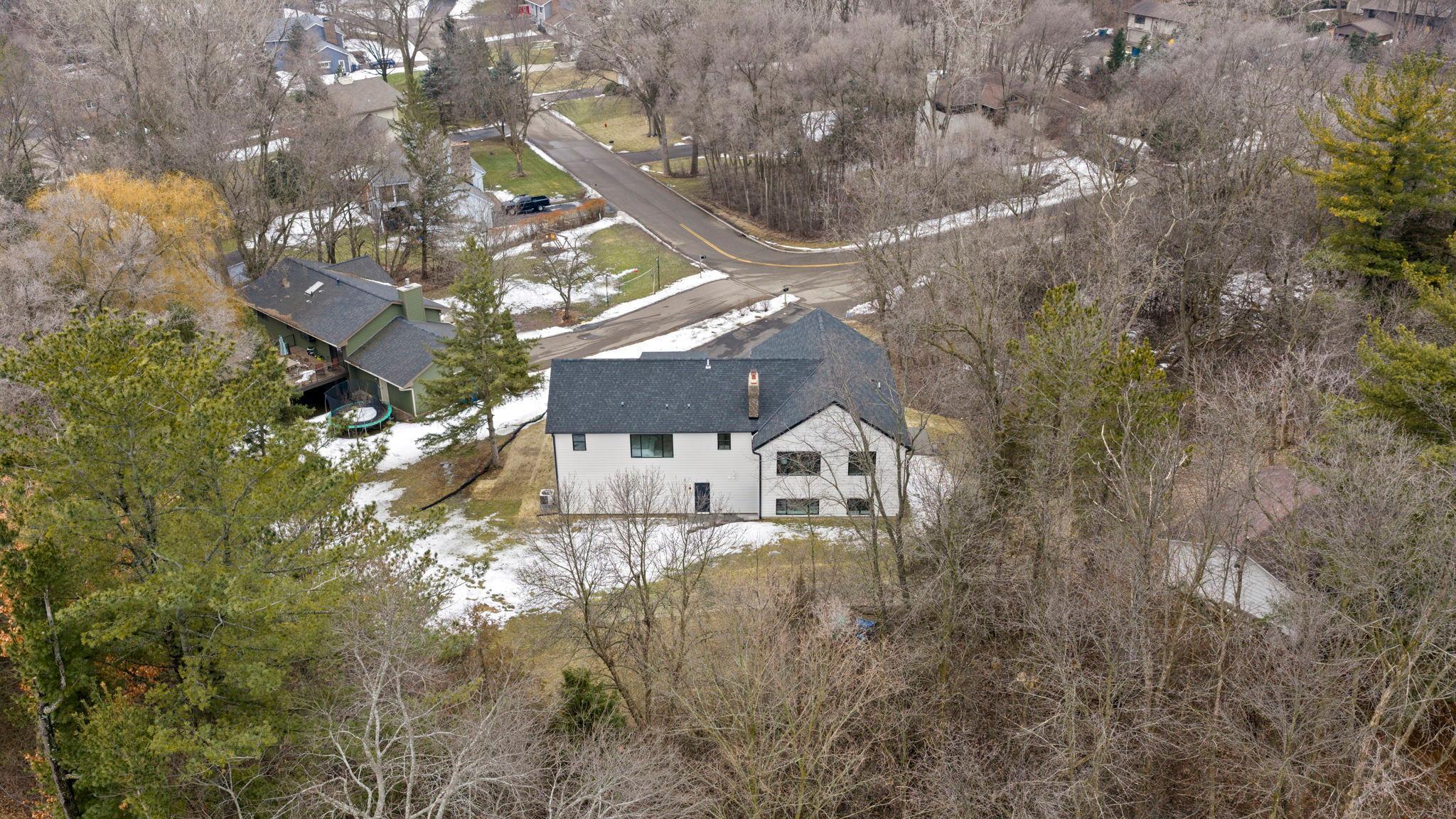5311 Tracy Lynn Ter, Minnetonka, MN 55345