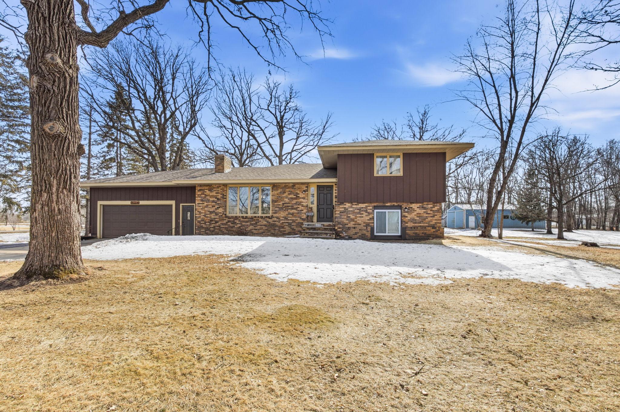 6312 230th St, Saint Augusta, MN 56301