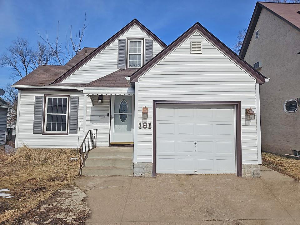 181 Annapolis St E, Saint Paul, MN 55118