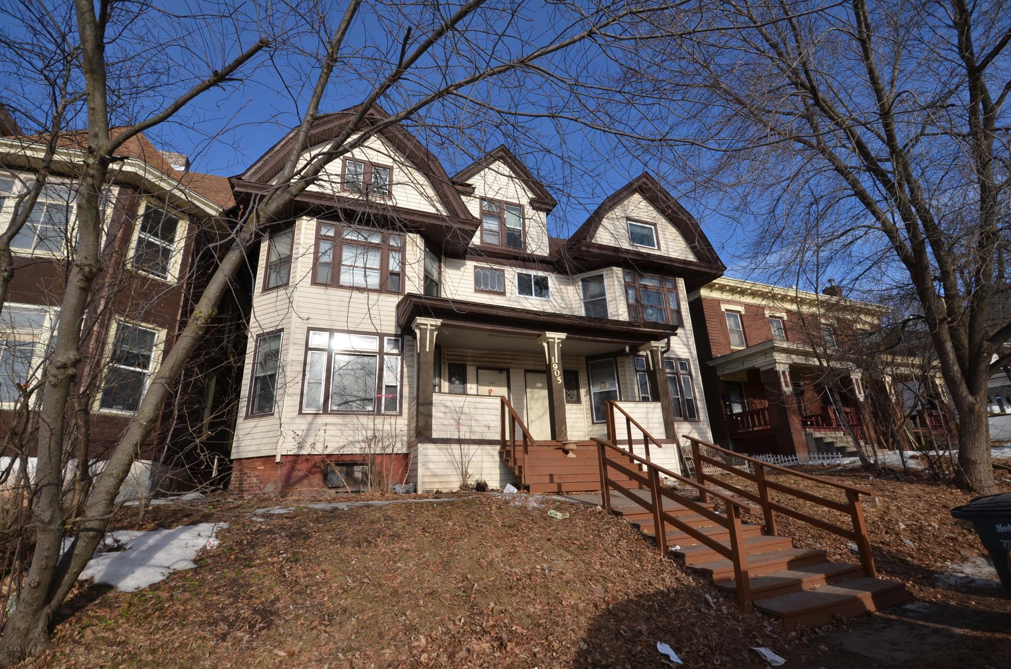 1905-07 E Superior St, Duluth, MN 55812