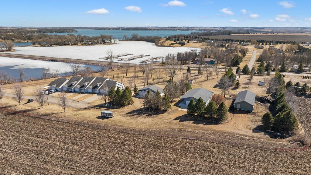 109 Kelsey Ln, Slayton, MN 56172