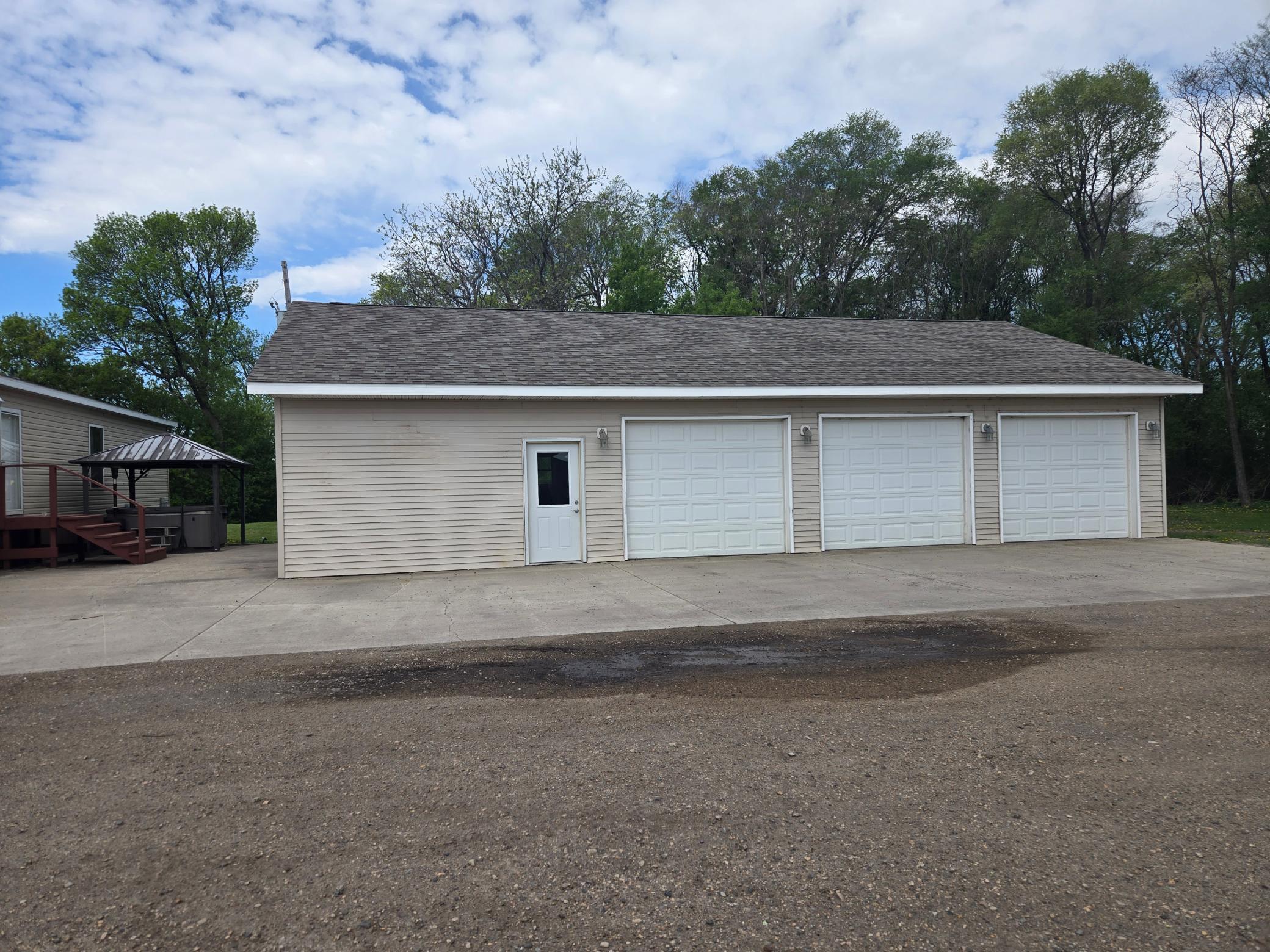 14010 10th St SE, Raymond, MN 56282