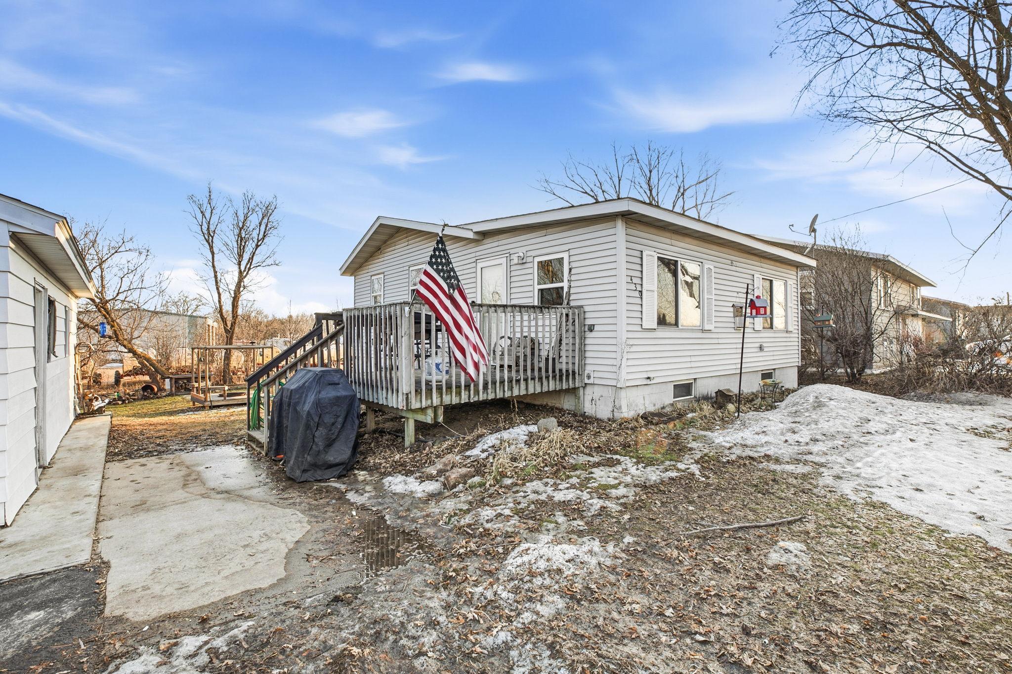 430 4th St N, Watkins, MN 55389