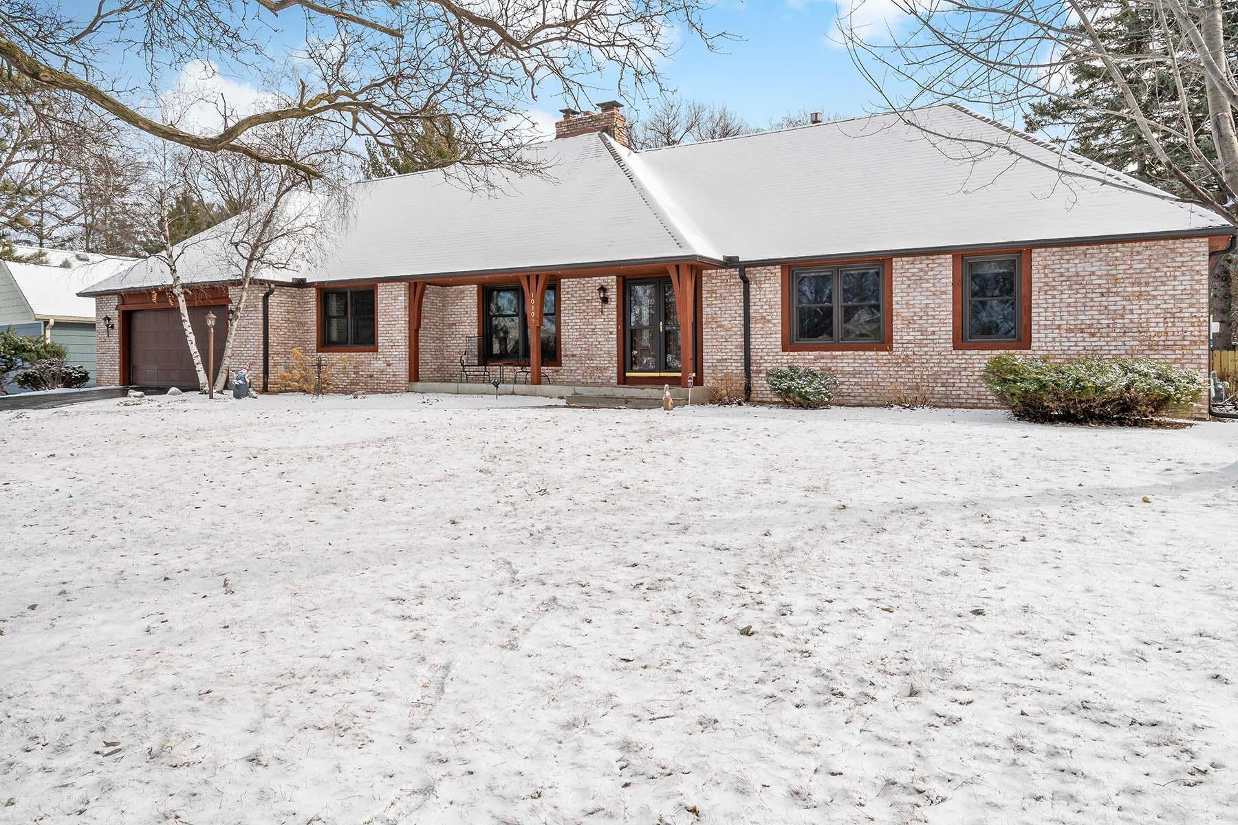 10809 Emerson Rd S, Bloomington, MN 55431