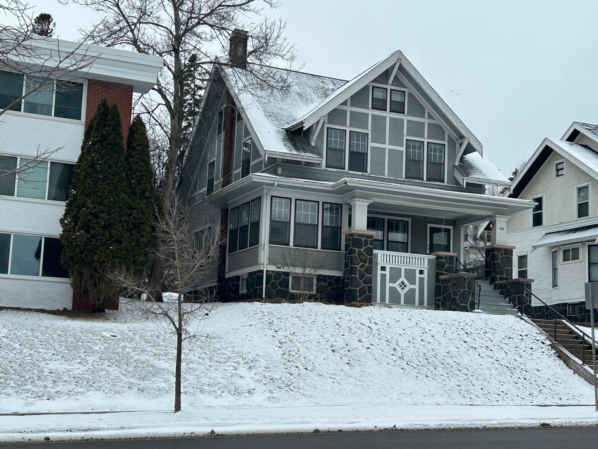 1723 E 4th St, Duluth, MN 55812