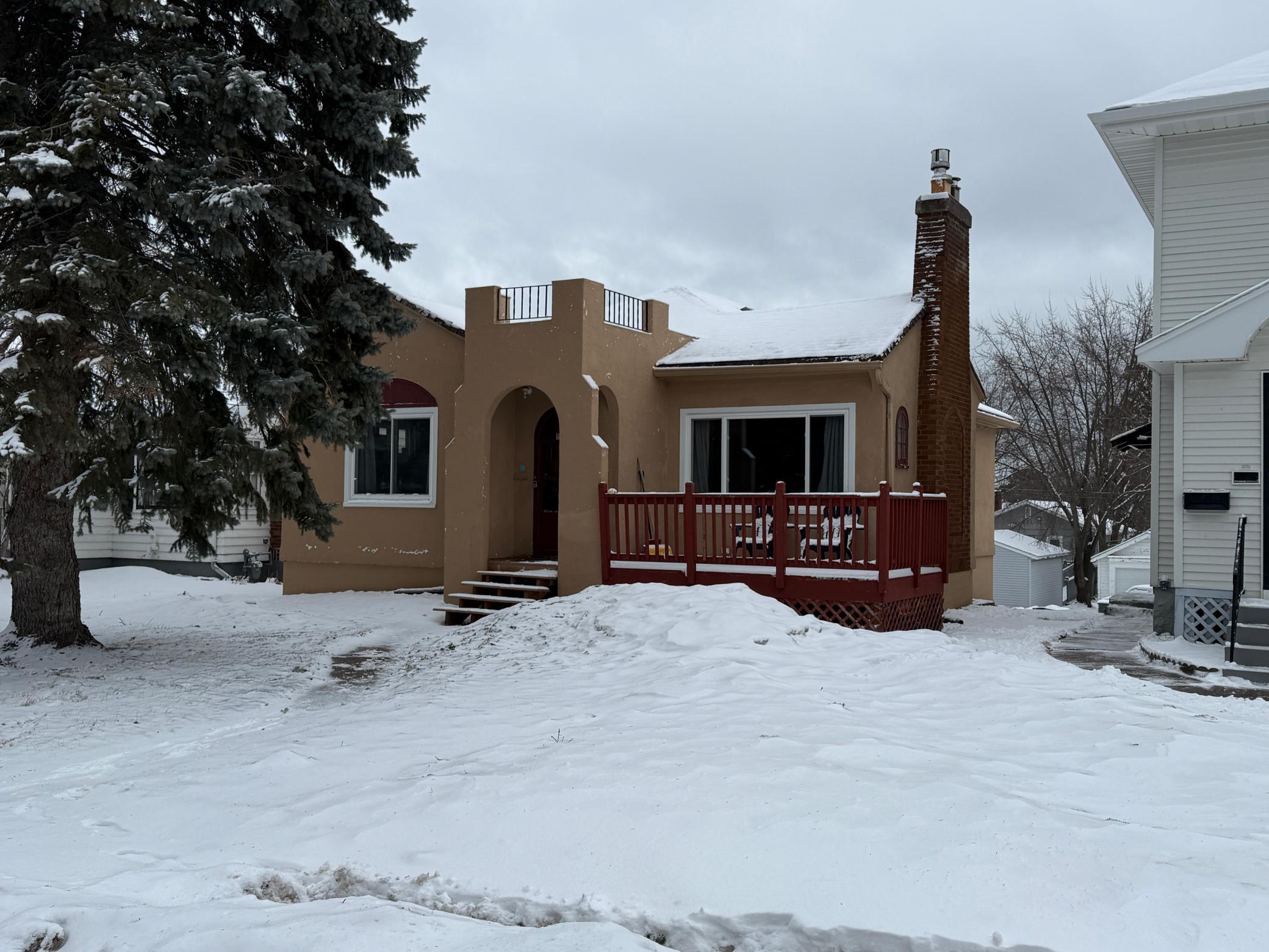 1916 Lawn St, Duluth, MN 55812