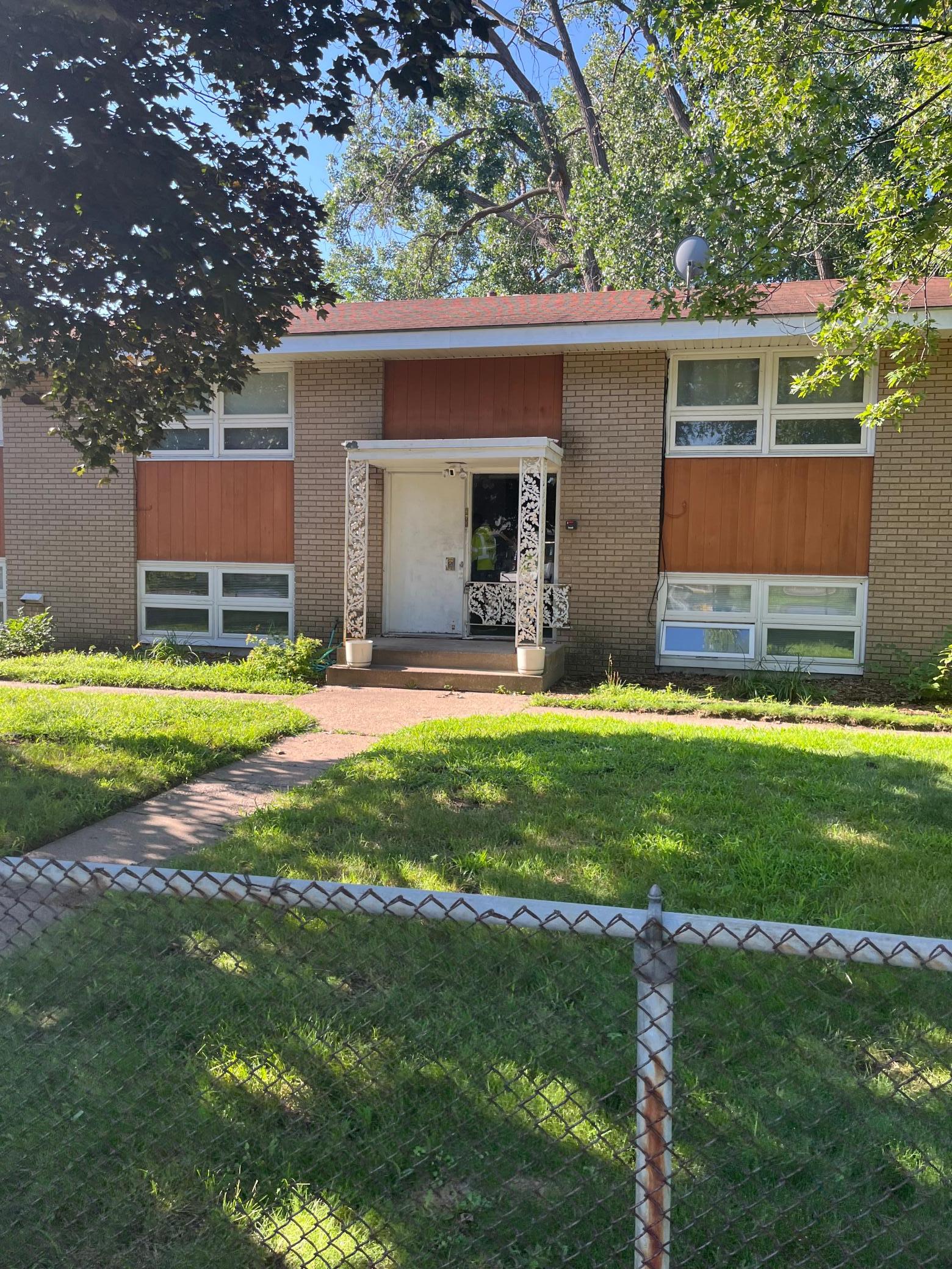 1107 57th Ave N, Brooklyn Center, MN 55430