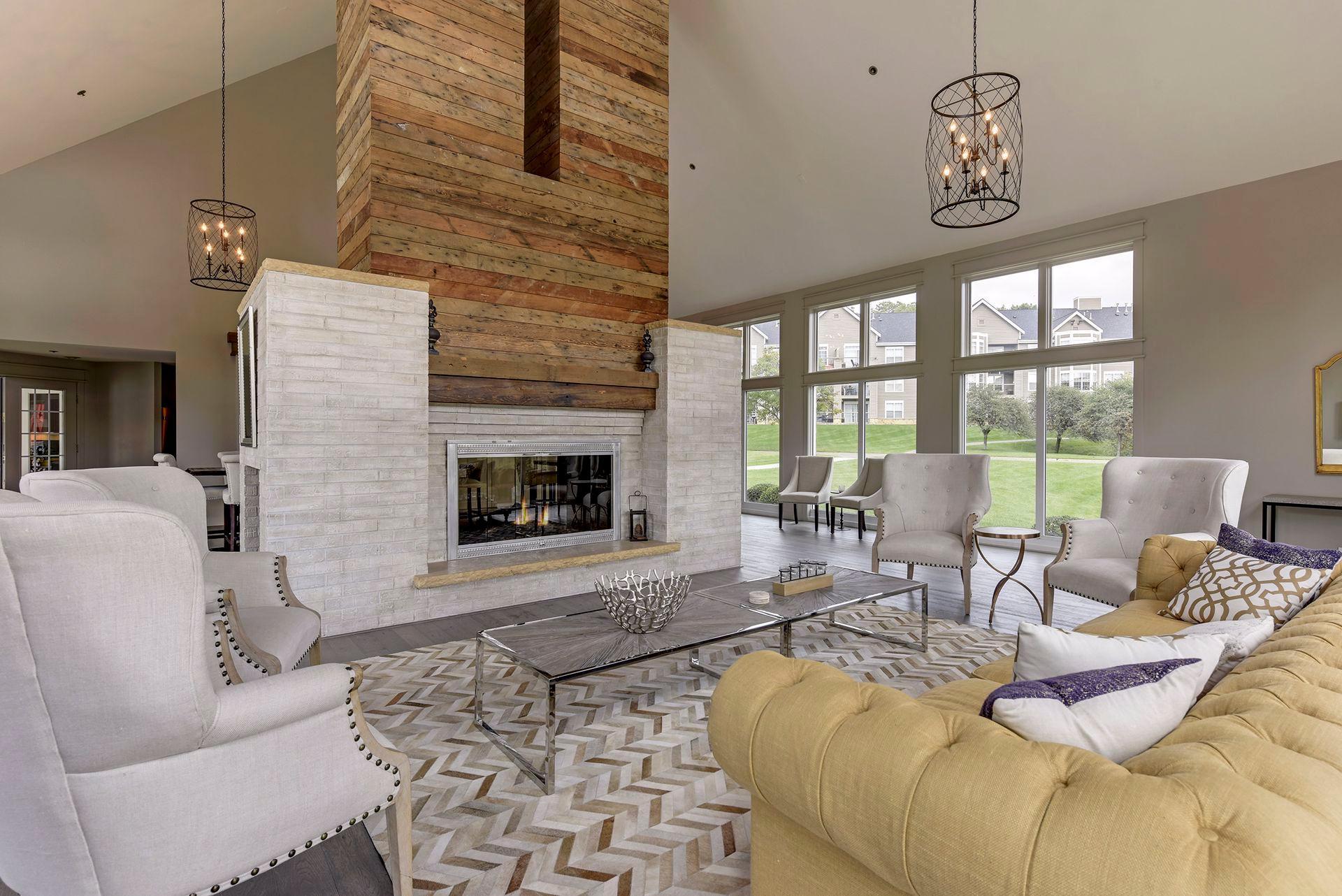 5980 Chasewood Pw #102, Minnetonka, MN 55343