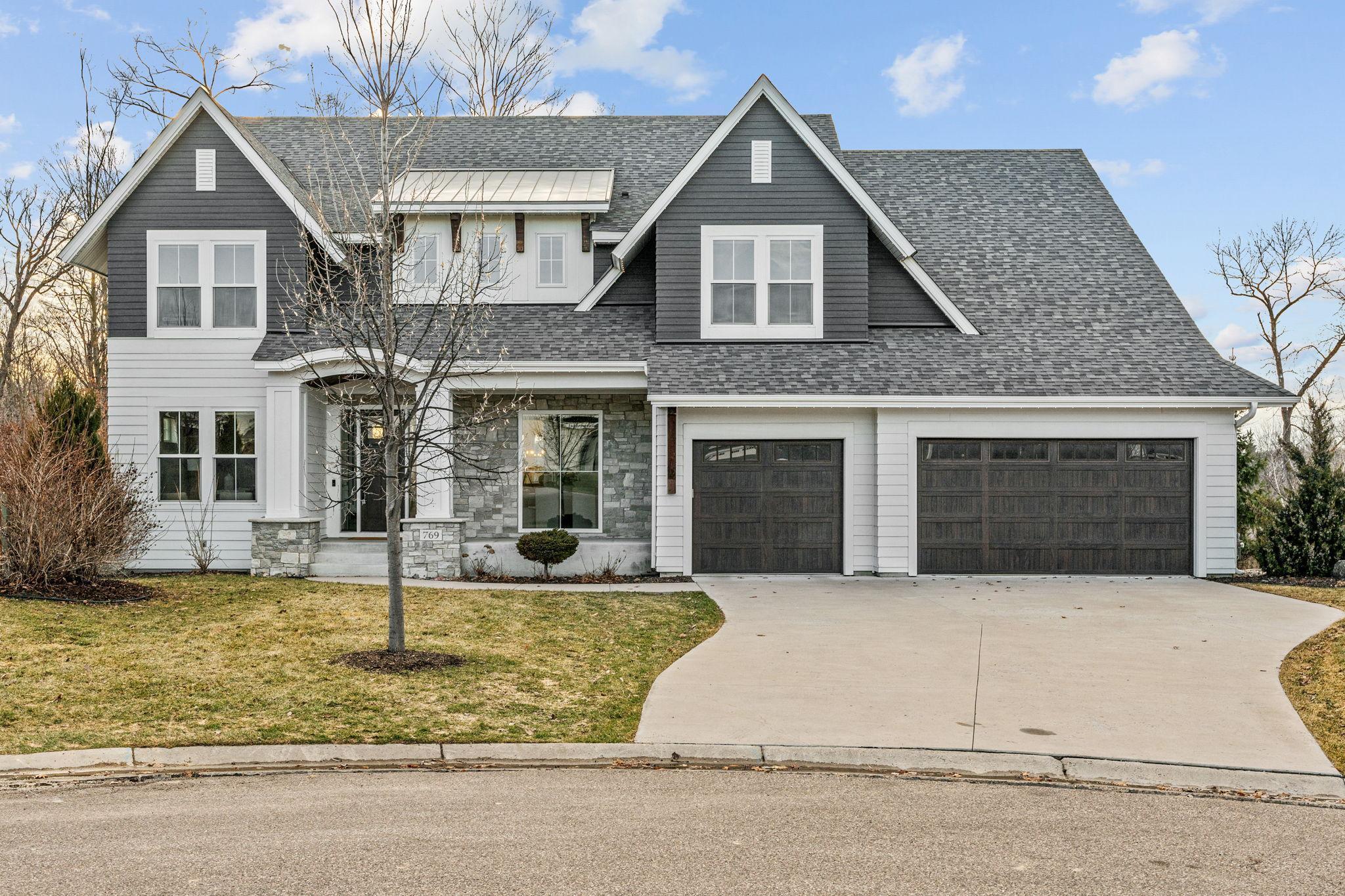 769 Woodland Hill Ct, Medina, MN 55340