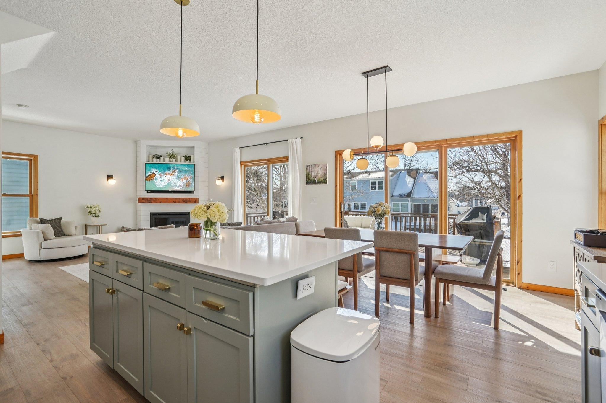 5769 Sunset Rd, Mound, MN 55364