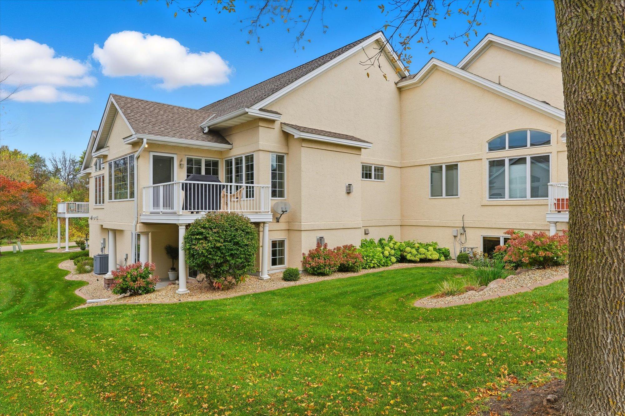 16737 49th Pl N, Plymouth, MN 55446