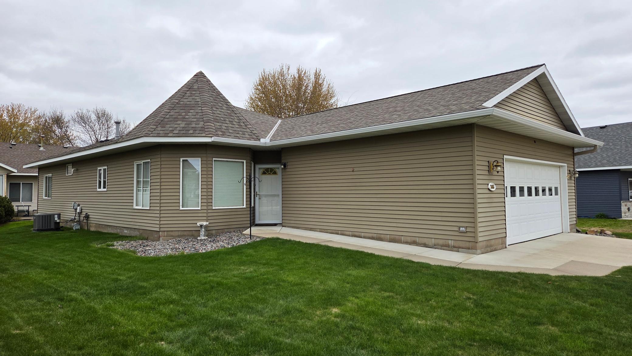 165 Cardinal Ln, Clearwater, MN 55320