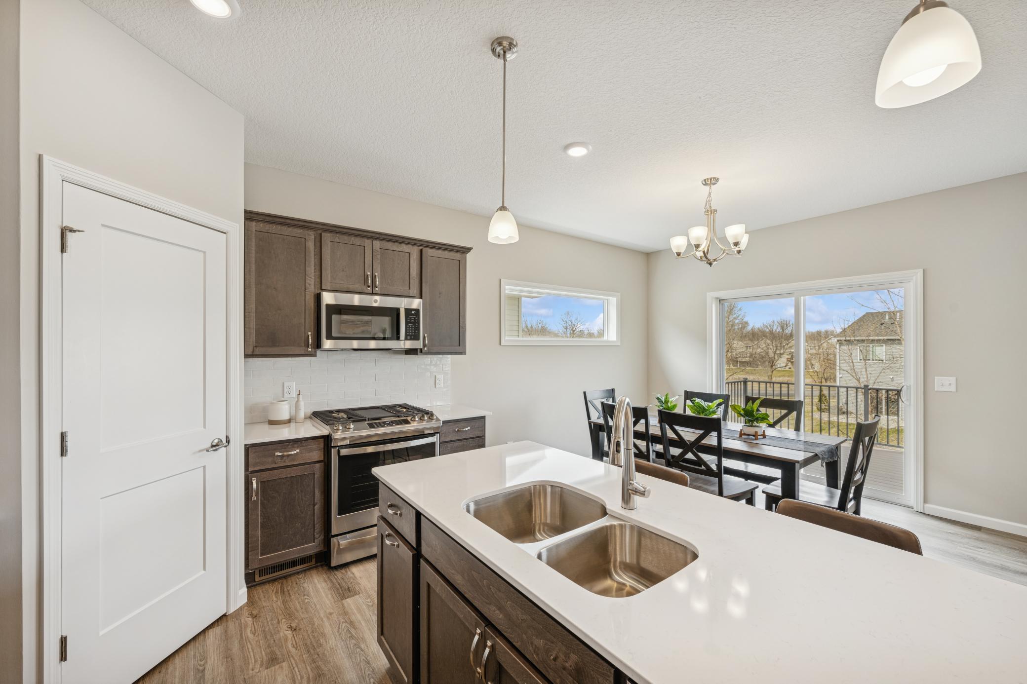 7804 Bridgewater Ct, Greenfield, MN 55373
