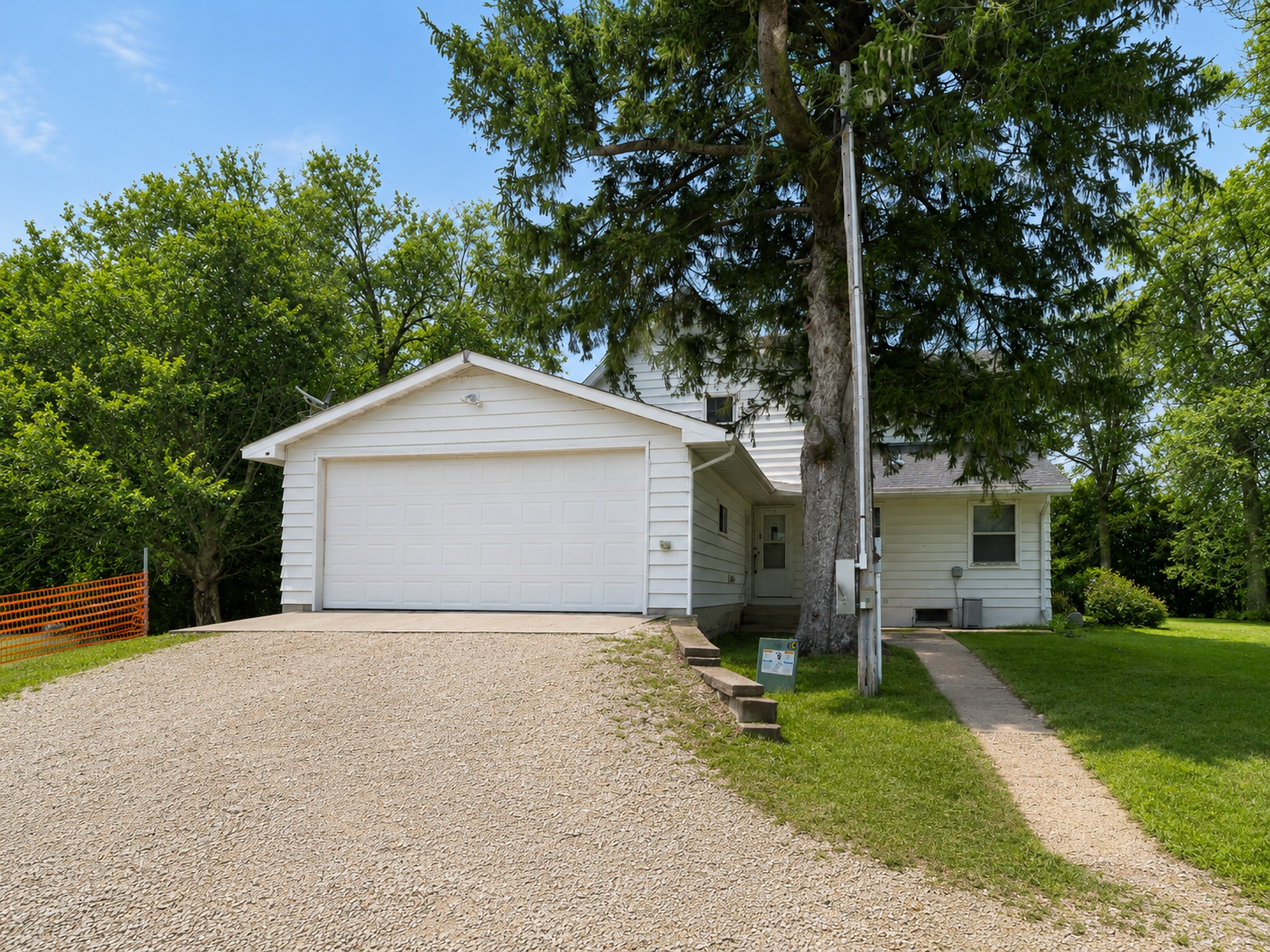 44241 70th Ave, Kenyon, MN 55946