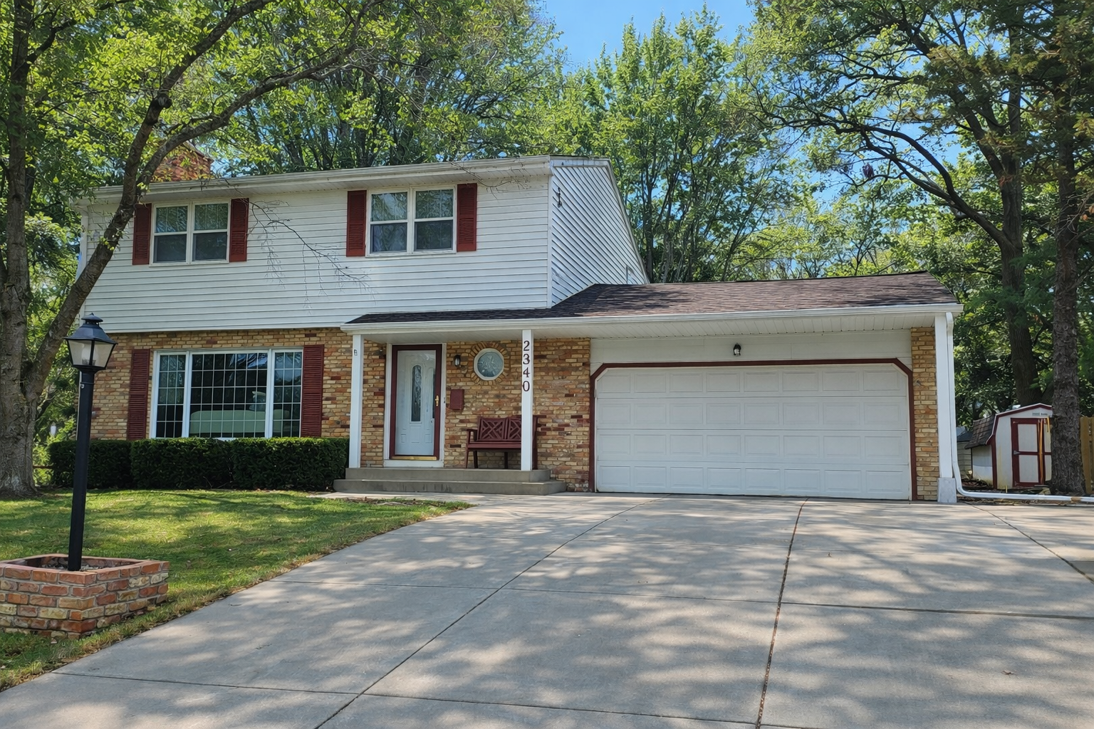 2340 Ensign Ave N, Golden Valley, MN 55427