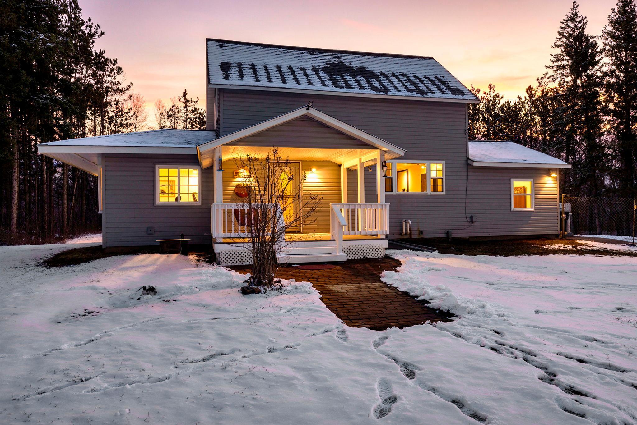 43704 County Highway 61, Hinckley, MN 55037