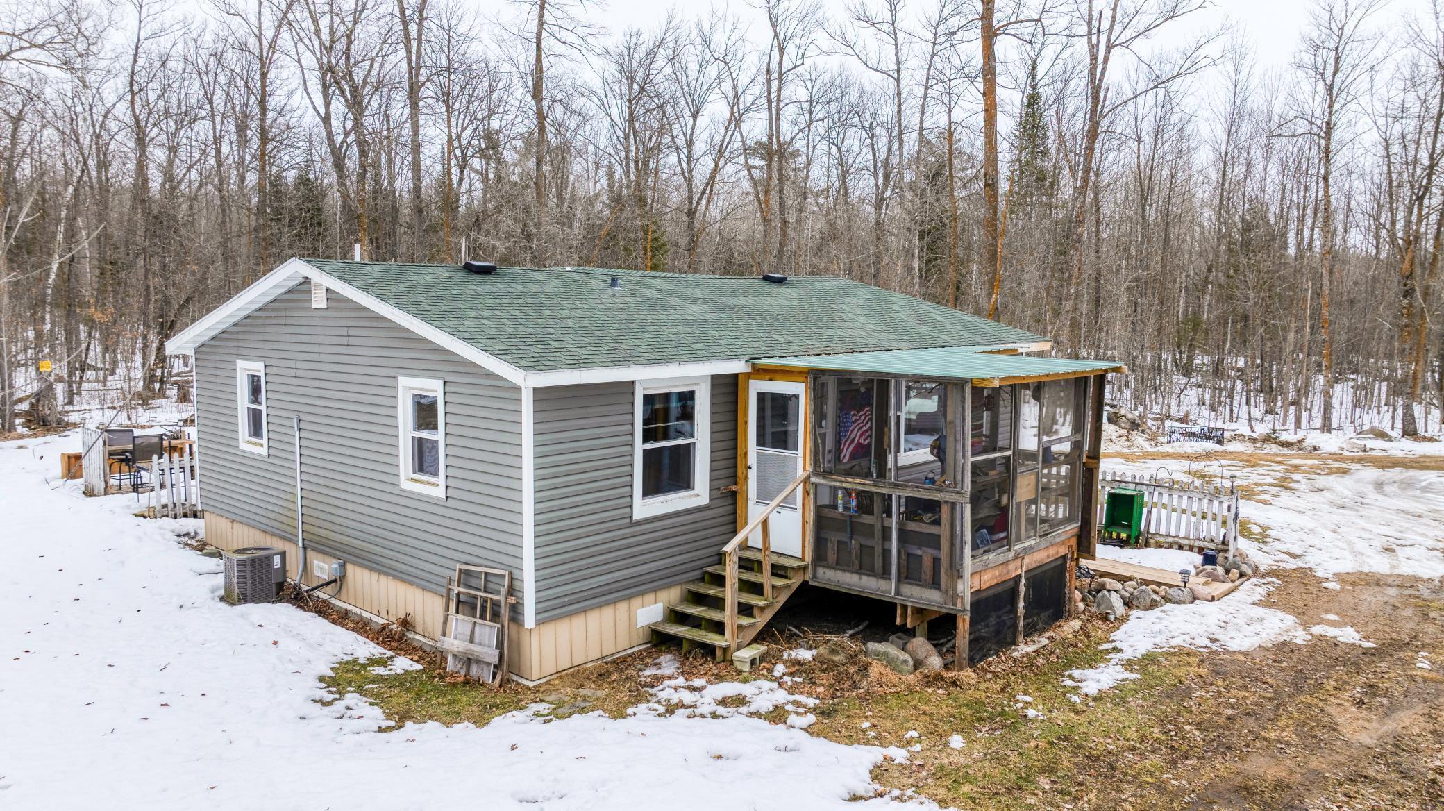 2222 Lake Shore Dr NW, Cass Lake, MN 56633
