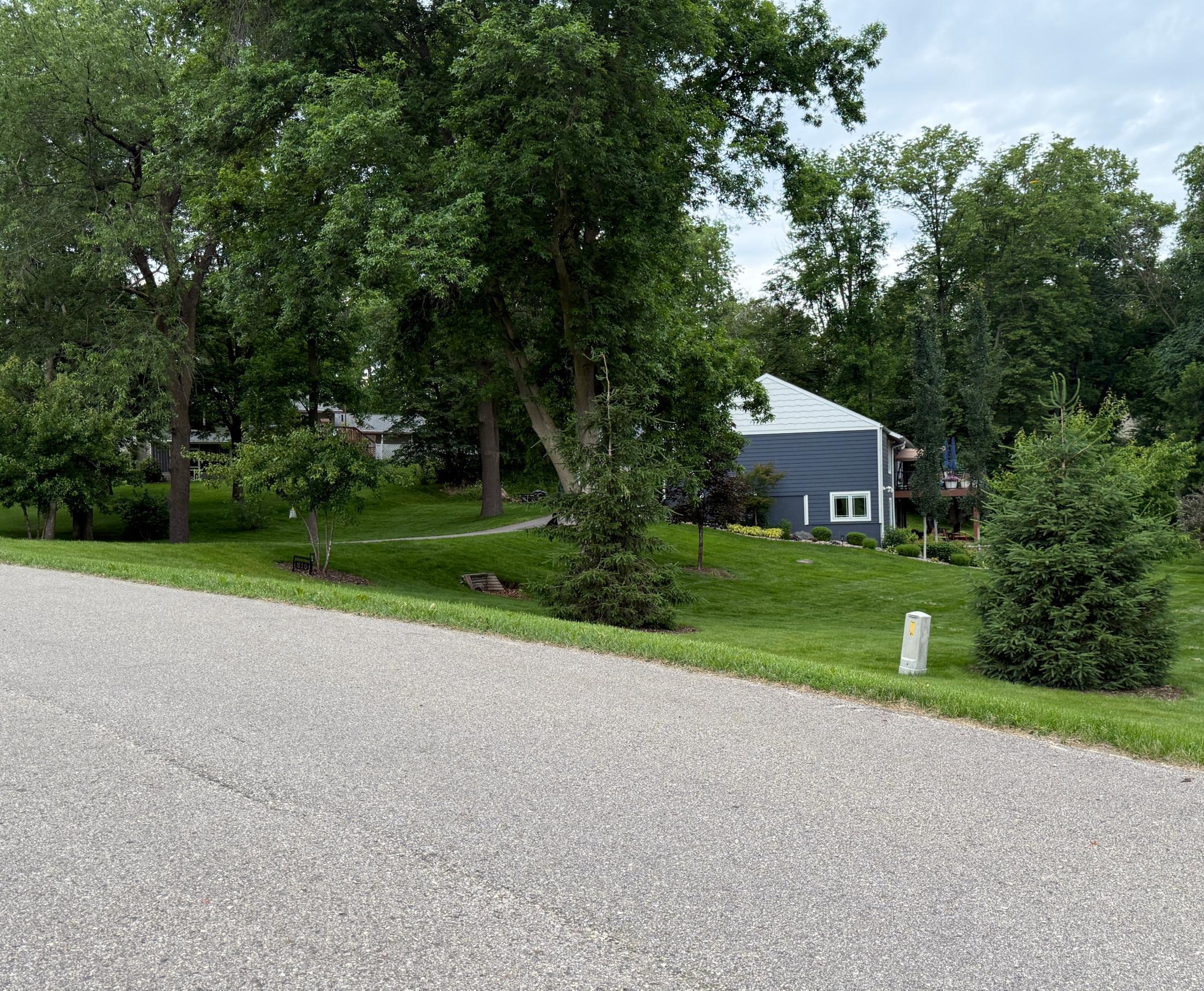 816 Hickory Ln, Mantorville, MN 55955