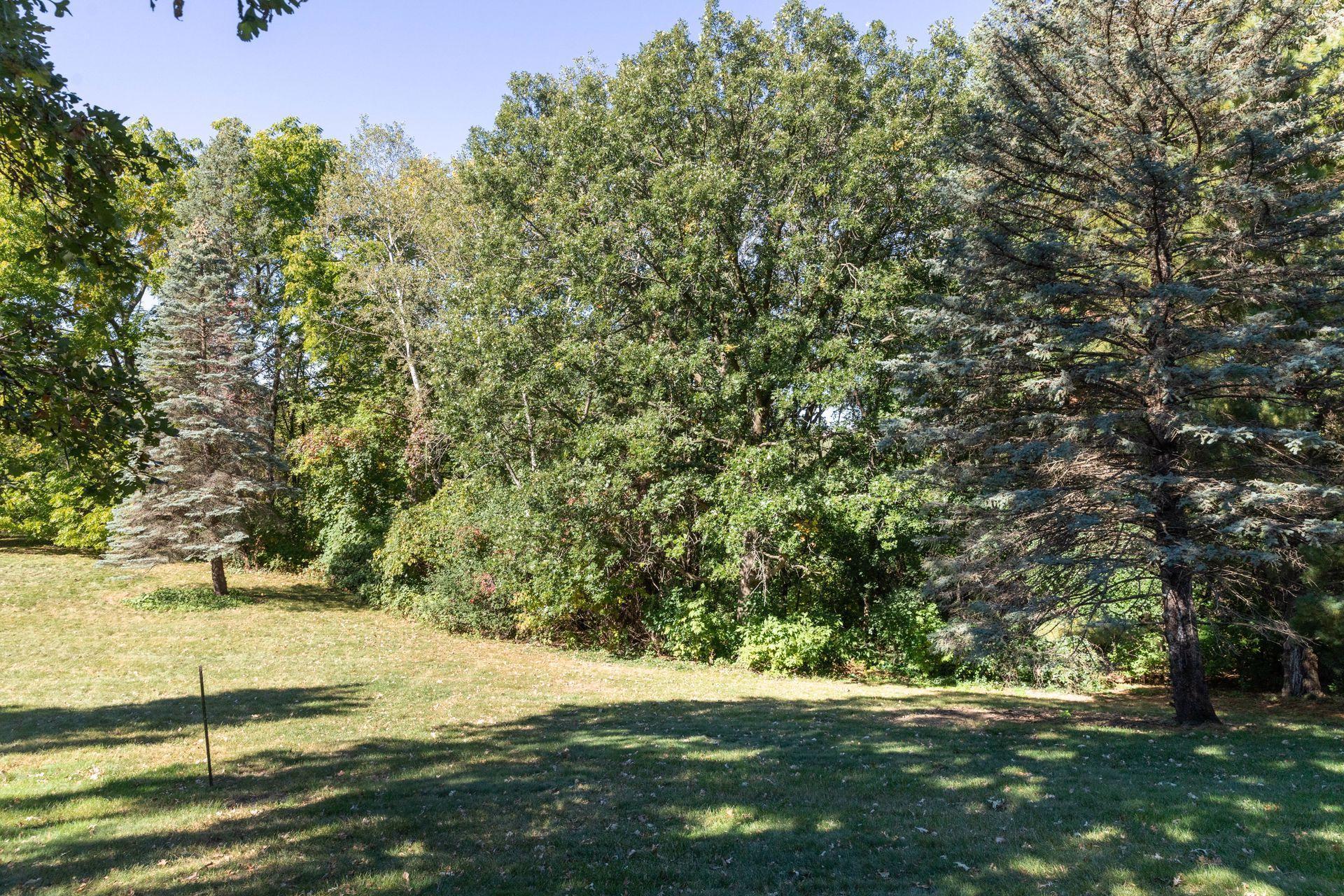 1955 Glenhill Rd, Mendota Heights, MN 55118