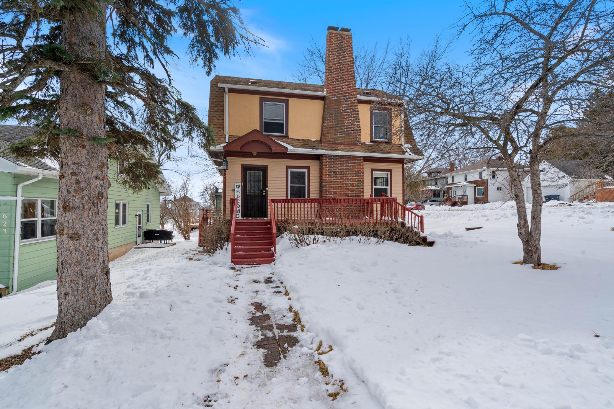627 N 20th Ave E, Duluth, MN 55812