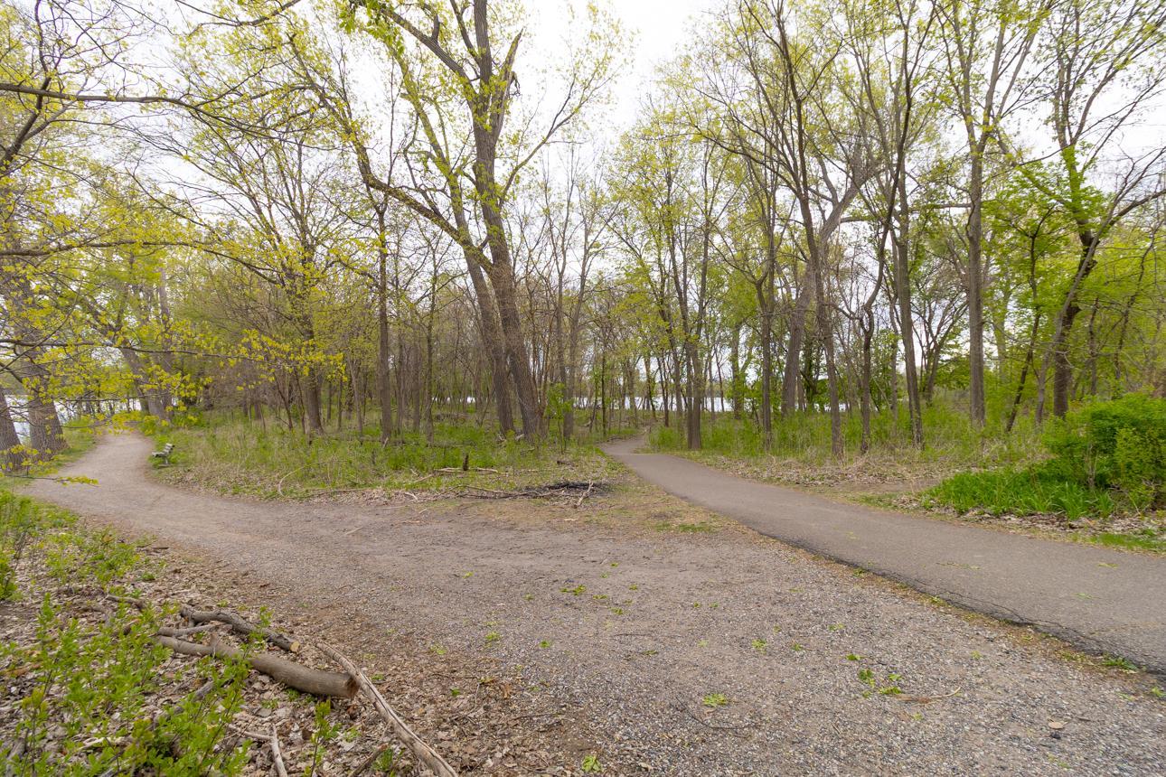 2036 Cedar Lake Pw, Minneapolis, MN 55416