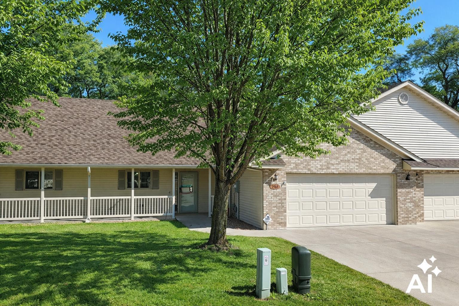 7969 Center St, Clear Lake, MN 55319