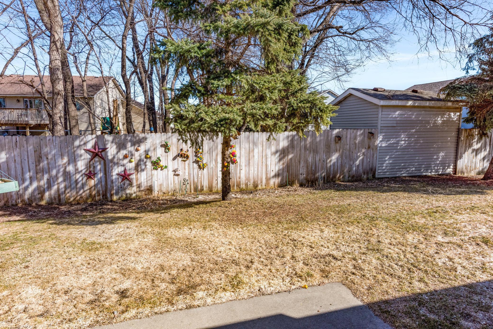 7969 Center St, Clear Lake, MN 55319