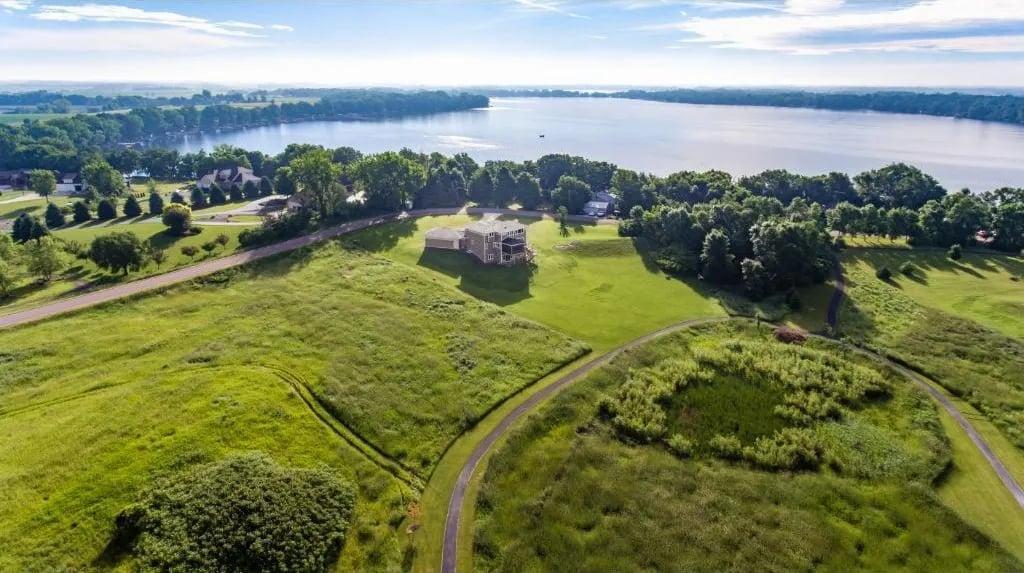 46422 Cape Horn Rd, Cleveland, MN 56017