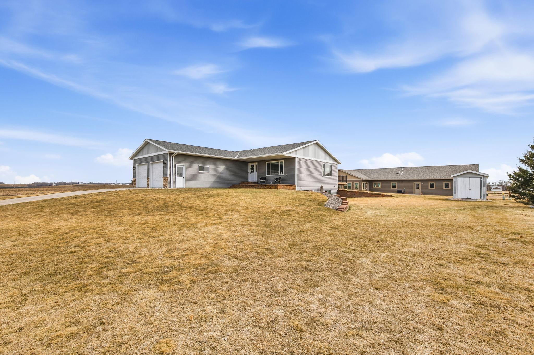 630 Driftwood Ave, Watkins, MN 55389
