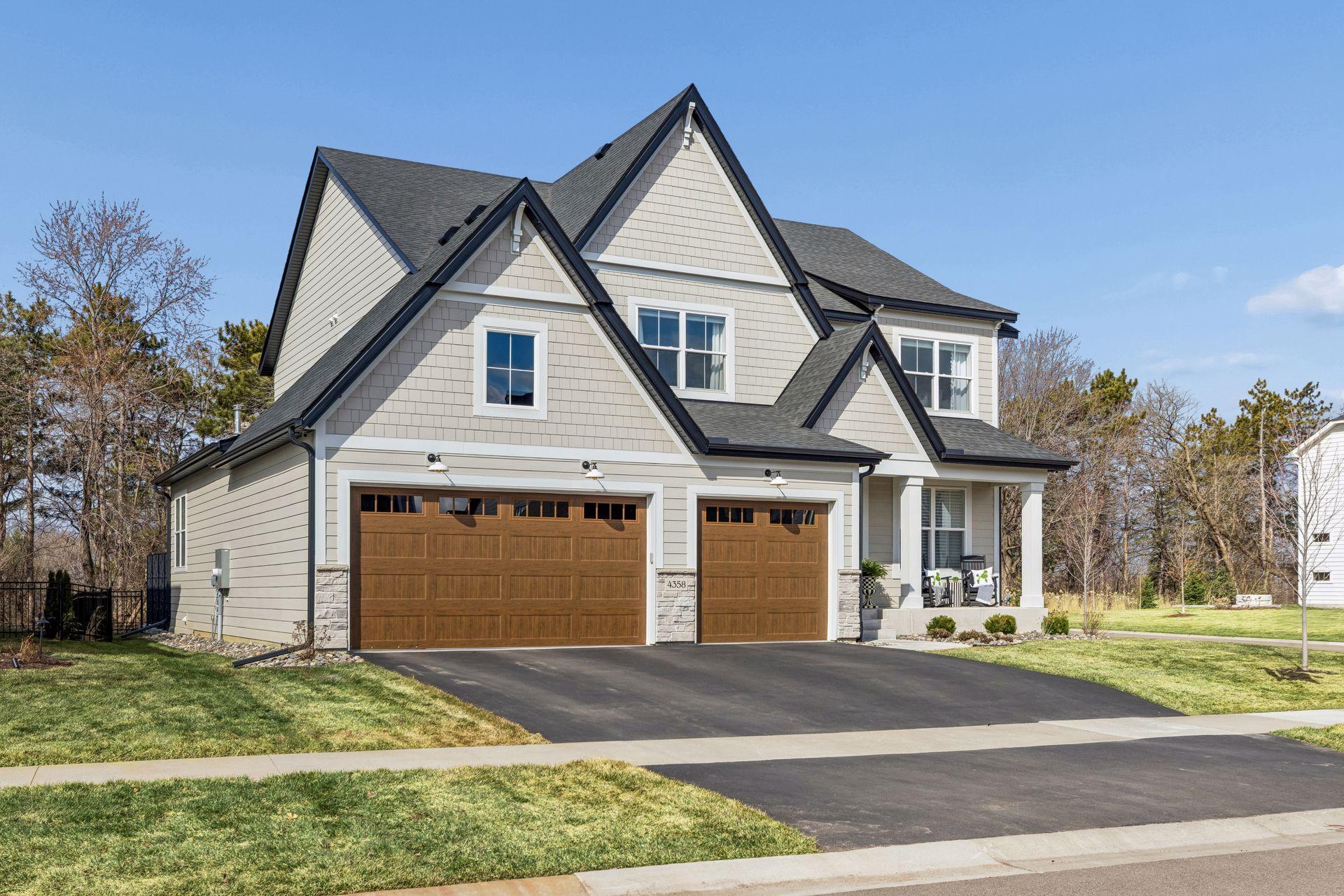 4358 Arbor Dr, Woodbury, MN 55129
