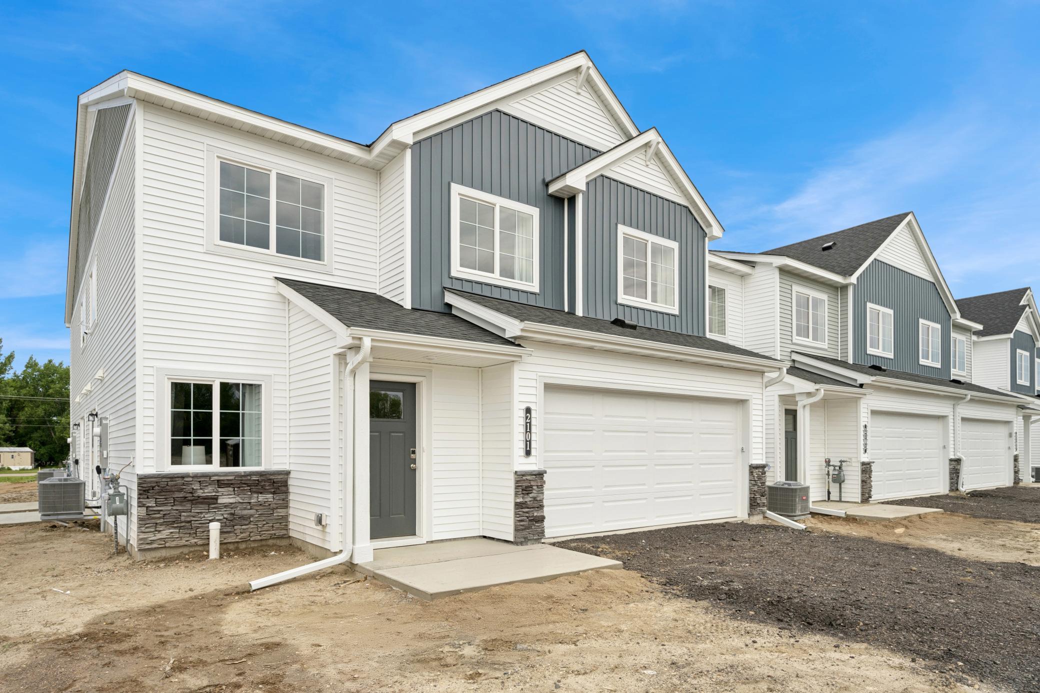 2115 Birch Ln, Montrose, MN 55363