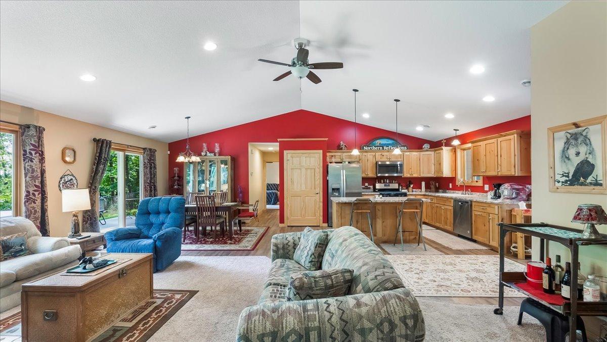 7984 Bass Lake Trl, Nisswa, MN 56468