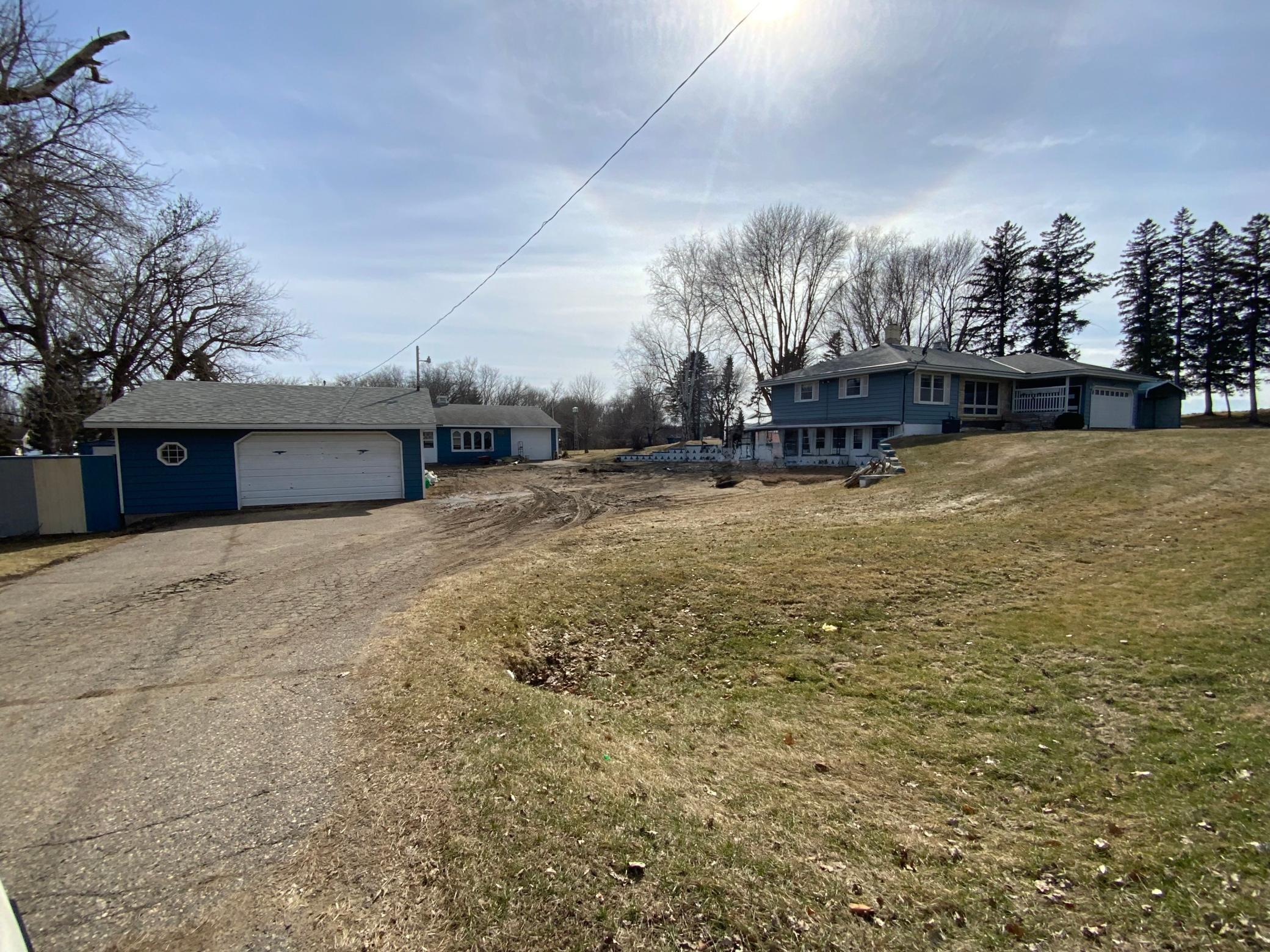 611 Stearns Ave W, Eden Valley, MN 55329