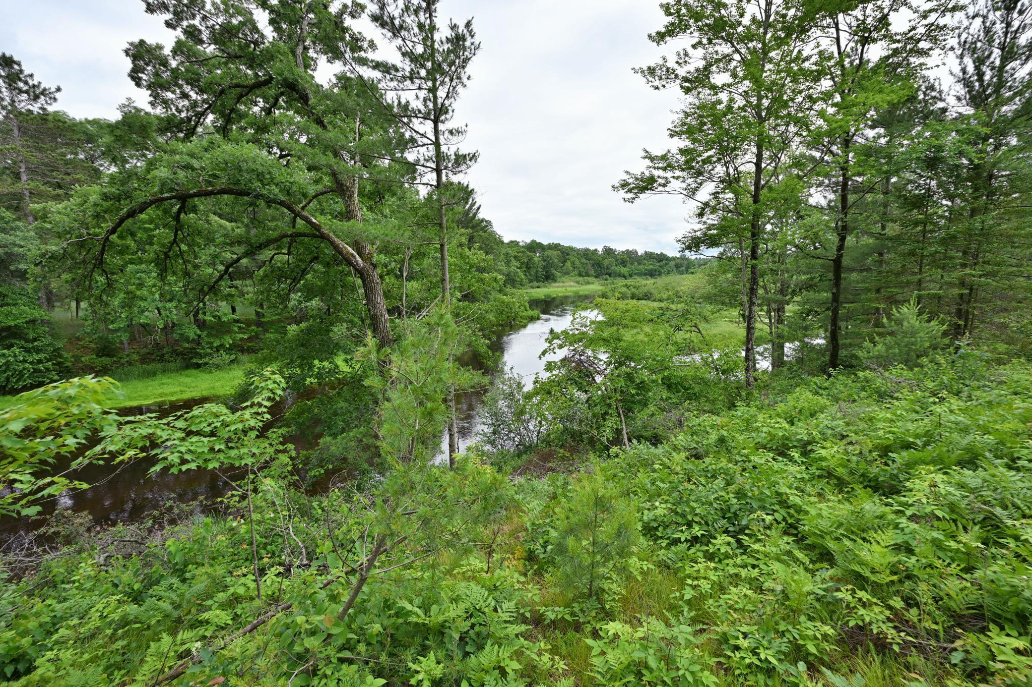 N5020 Red Pine Trl, Spooner, WI 54801