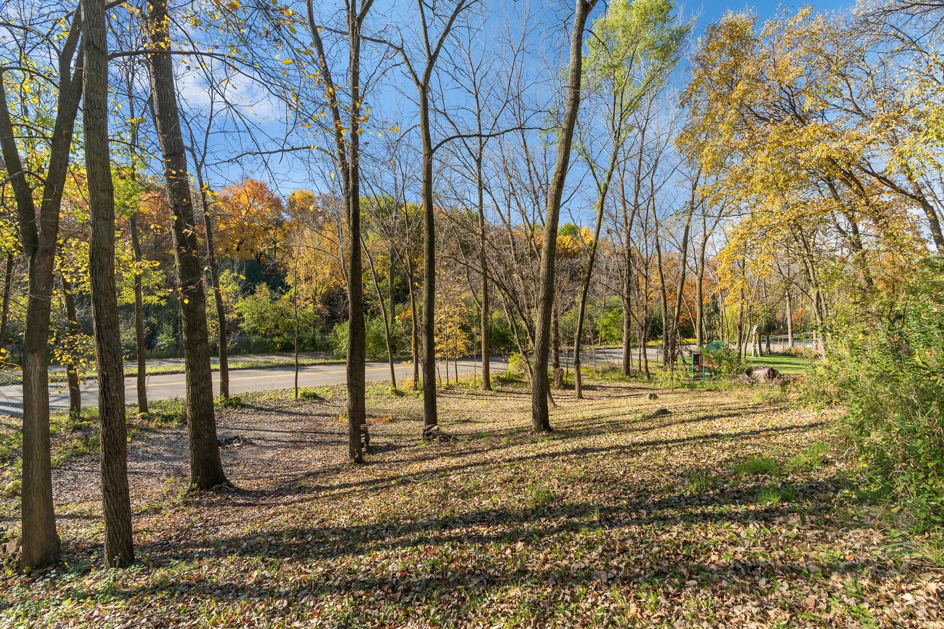 14451 Wellington Rd, Minnetonka, MN 55391