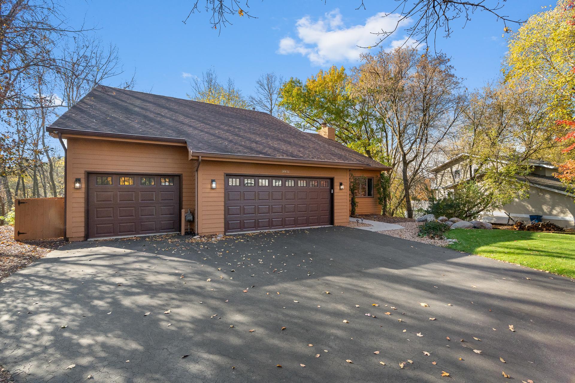14451 Wellington Rd, Minnetonka, MN 55391