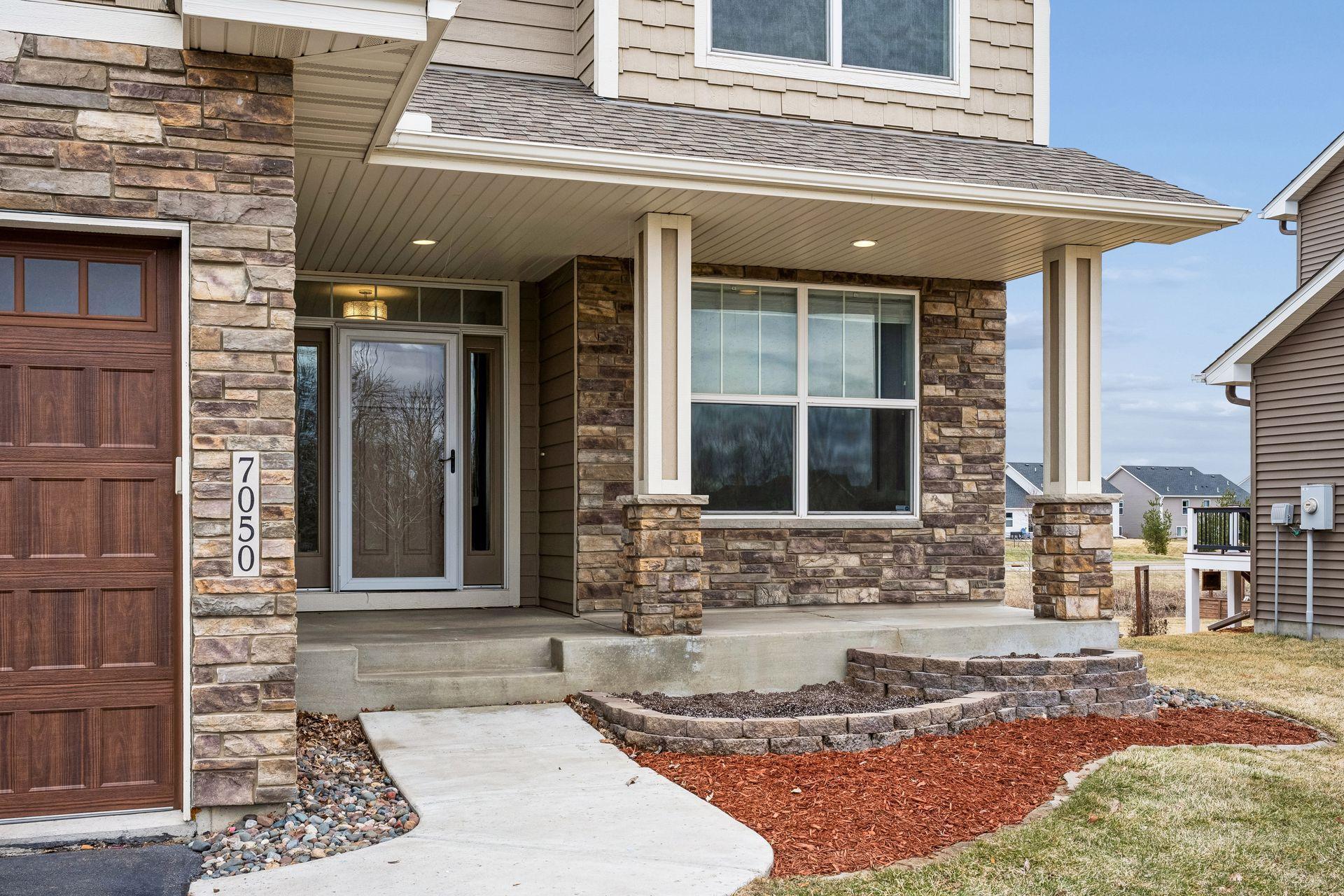 7050 69th Cir NE, Albertville, MN 55301