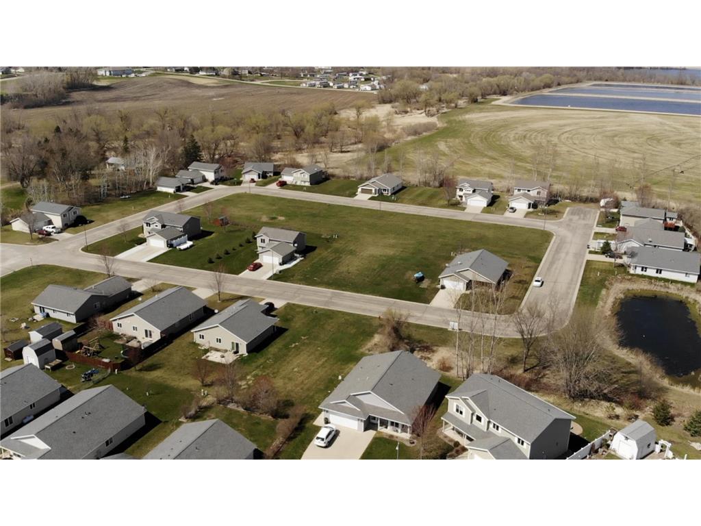 544 Willow Ave, Eden Valley, MN 55329