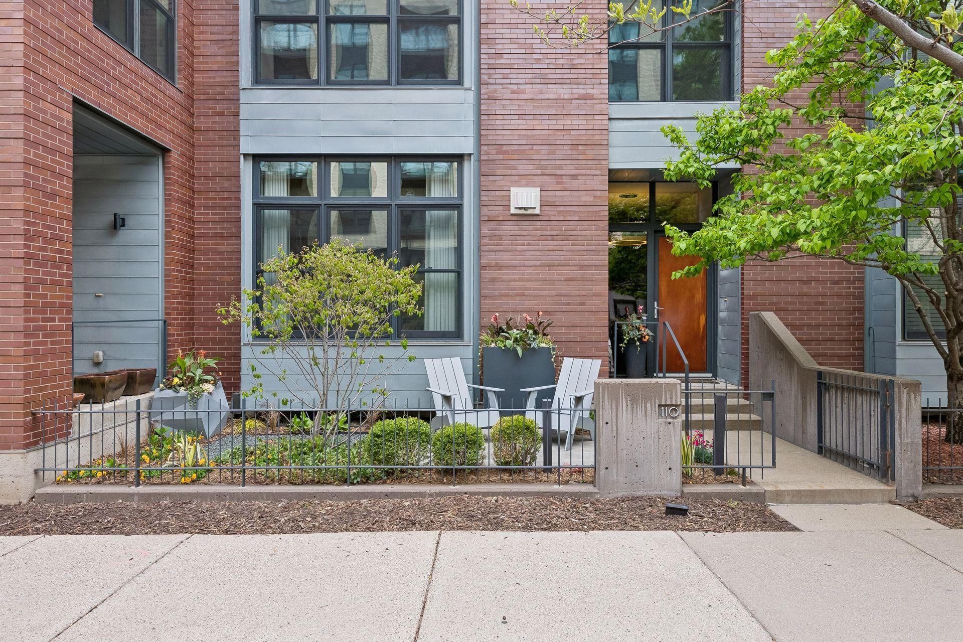 200 Park Ave #110, Minneapolis, MN 55415