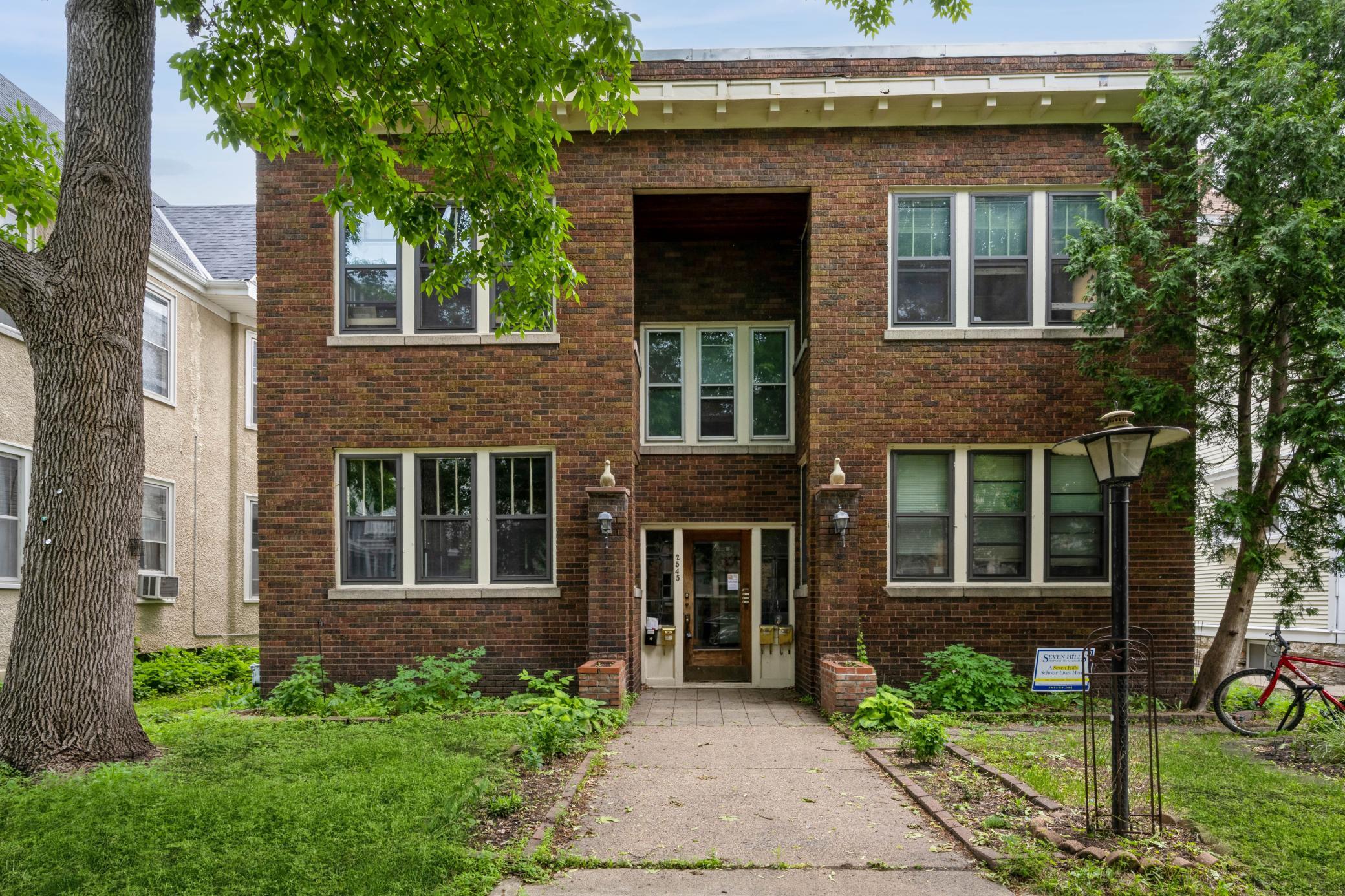 2545 Bryant Ave S #1, Minneapolis, MN 55405