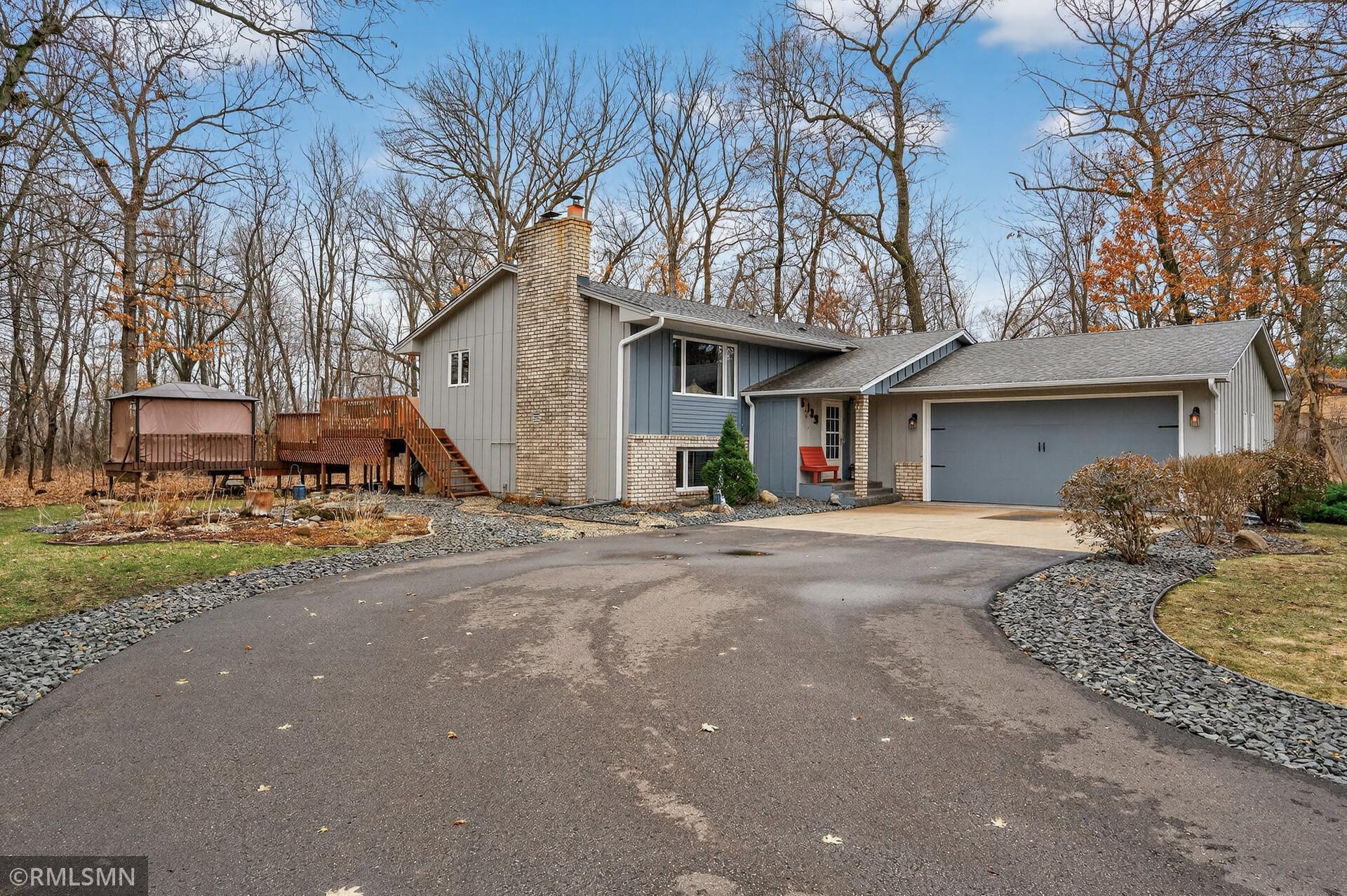 6323 Red Maple Ln, Lino Lakes, MN 55014