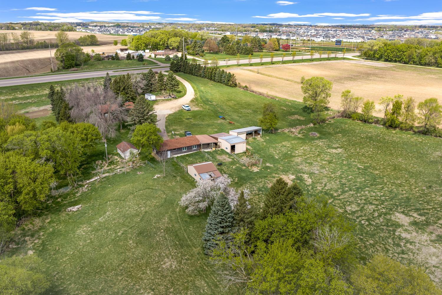 18880 Cedar Ave, Farmington, MN 55024