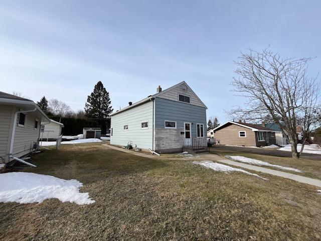 1204 2nd St W, Eveleth, MN 55734