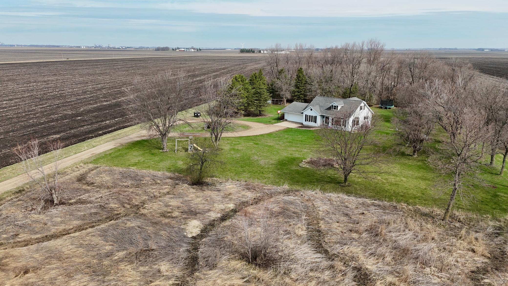 33210 810th St, Brewster, MN 56119